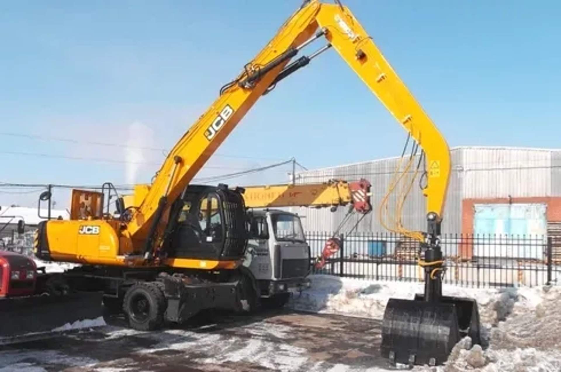 Повноповоротний колісний екскаватор JCB JS130W