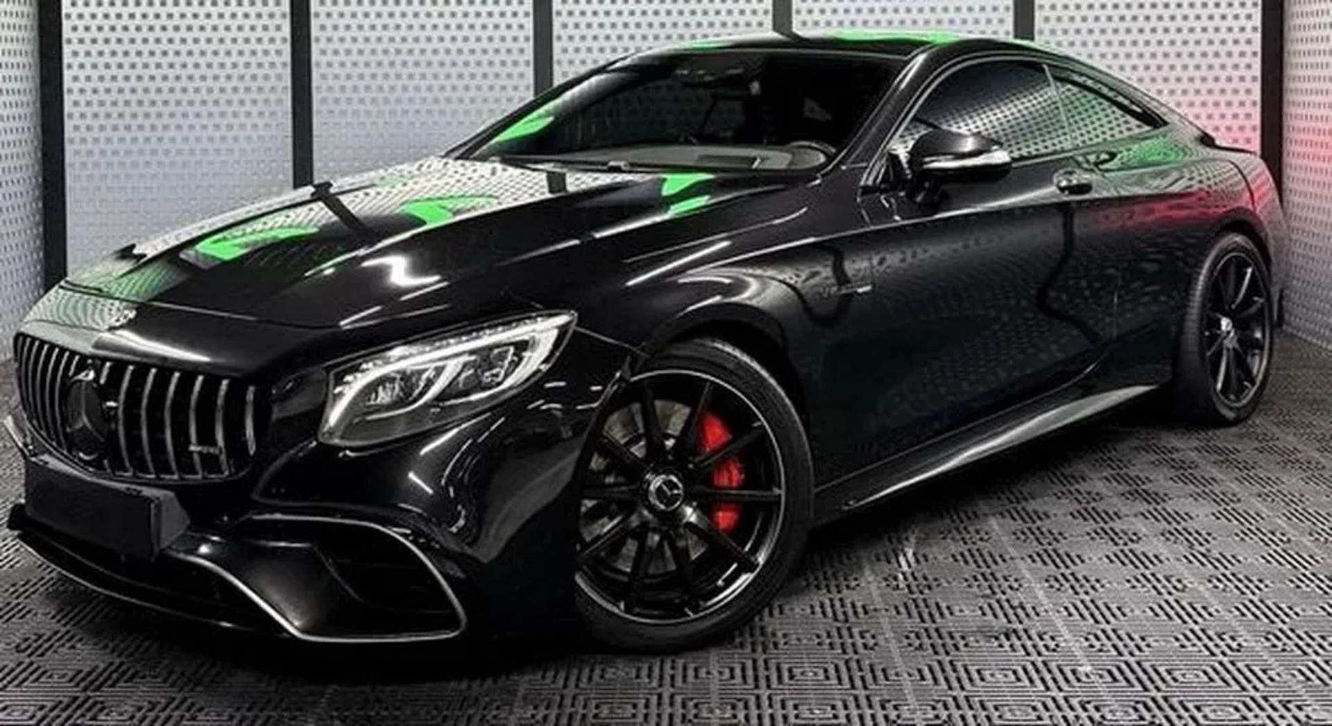 217 Mercedes-Benz S63 Coupe чорний