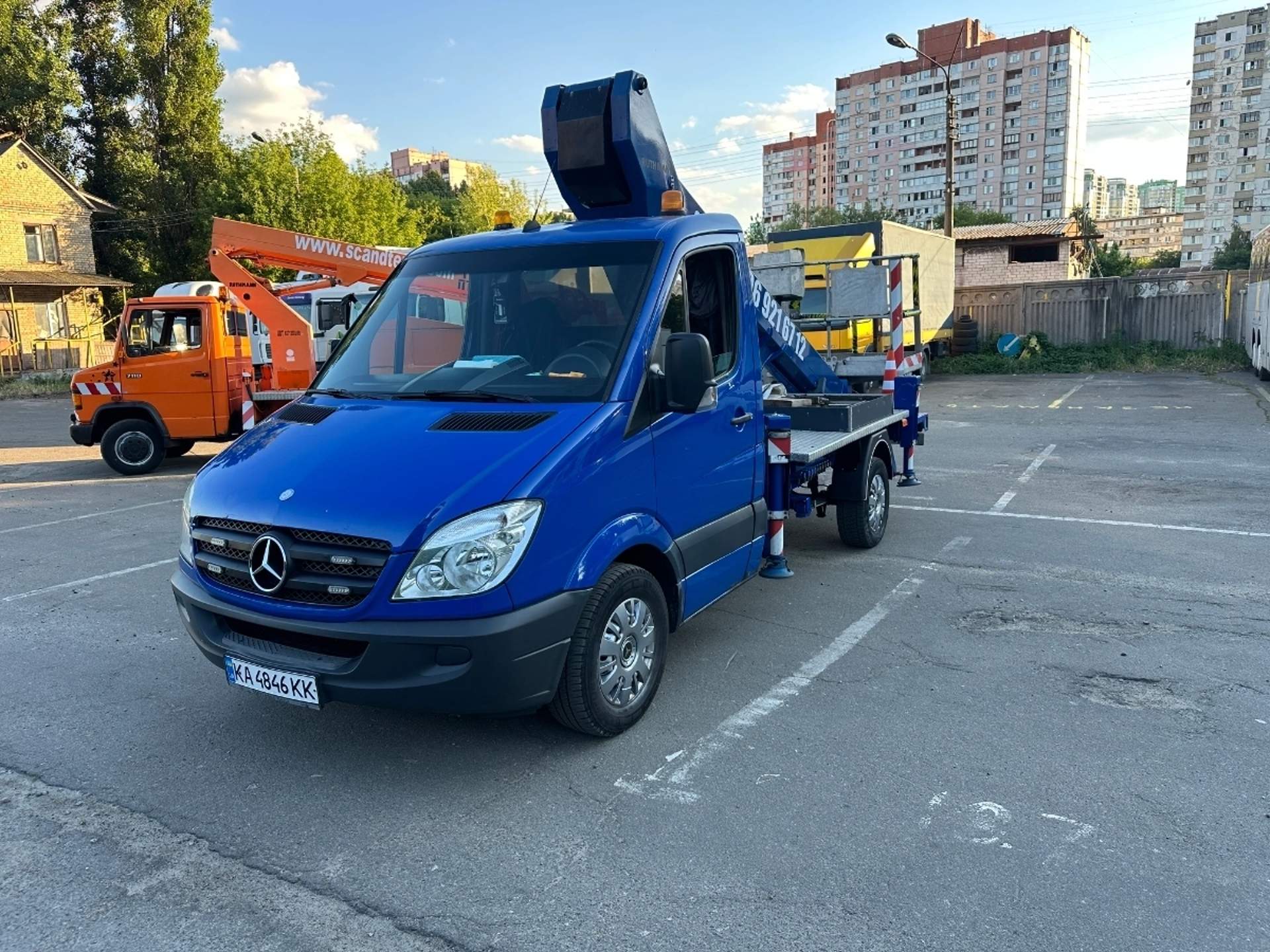 Автовишка на базі Mercedes Sprinter 18m