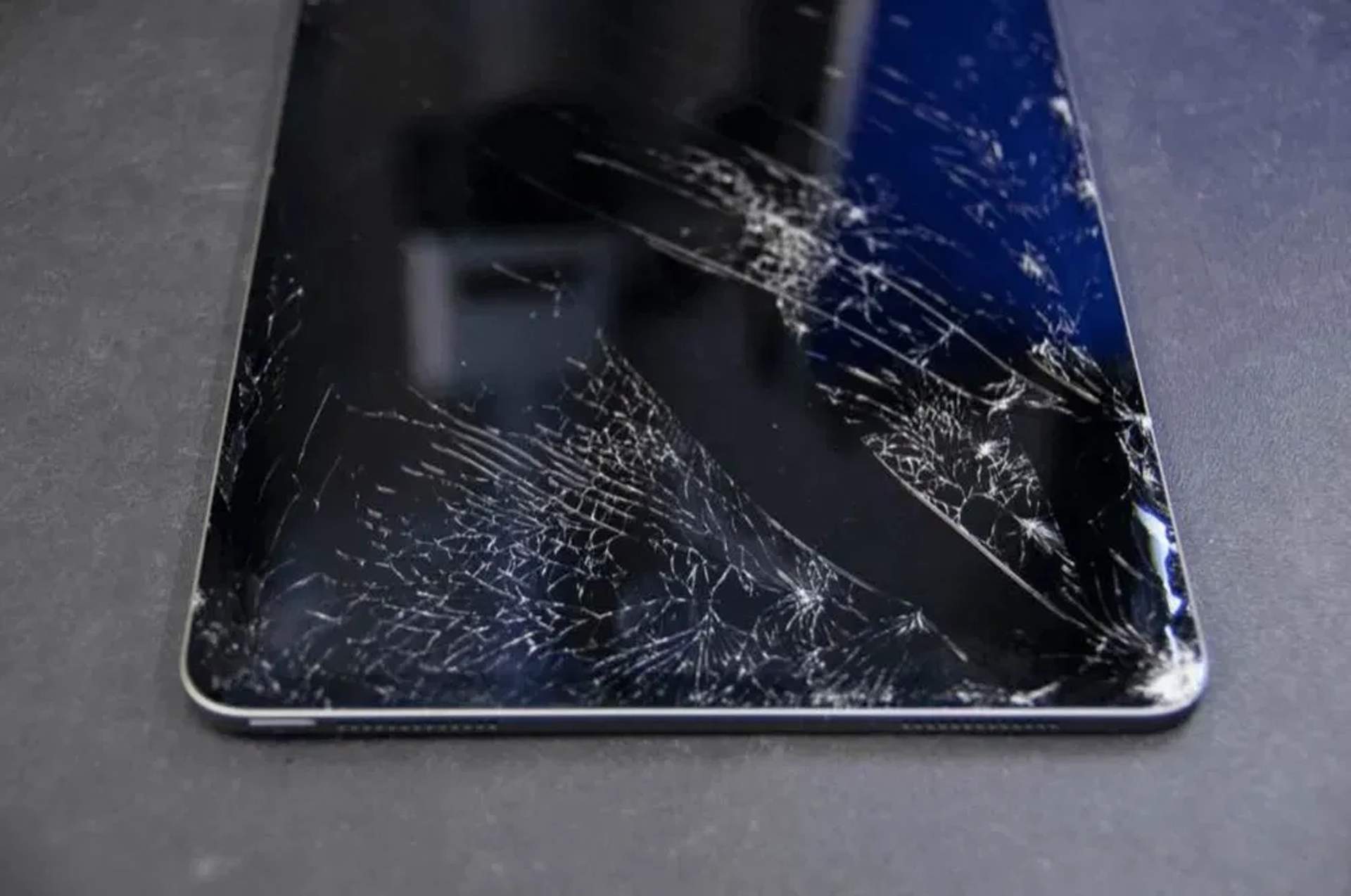Ремонт любої складності Apple iPad Кропивницький. Довірте свій iPhone професіоналам.