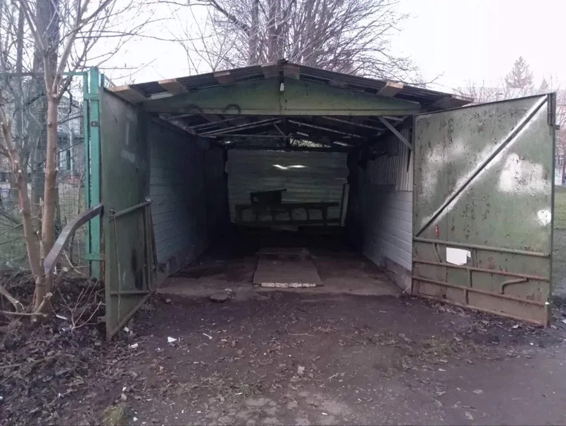 Металевий гараж під авто чи склад
