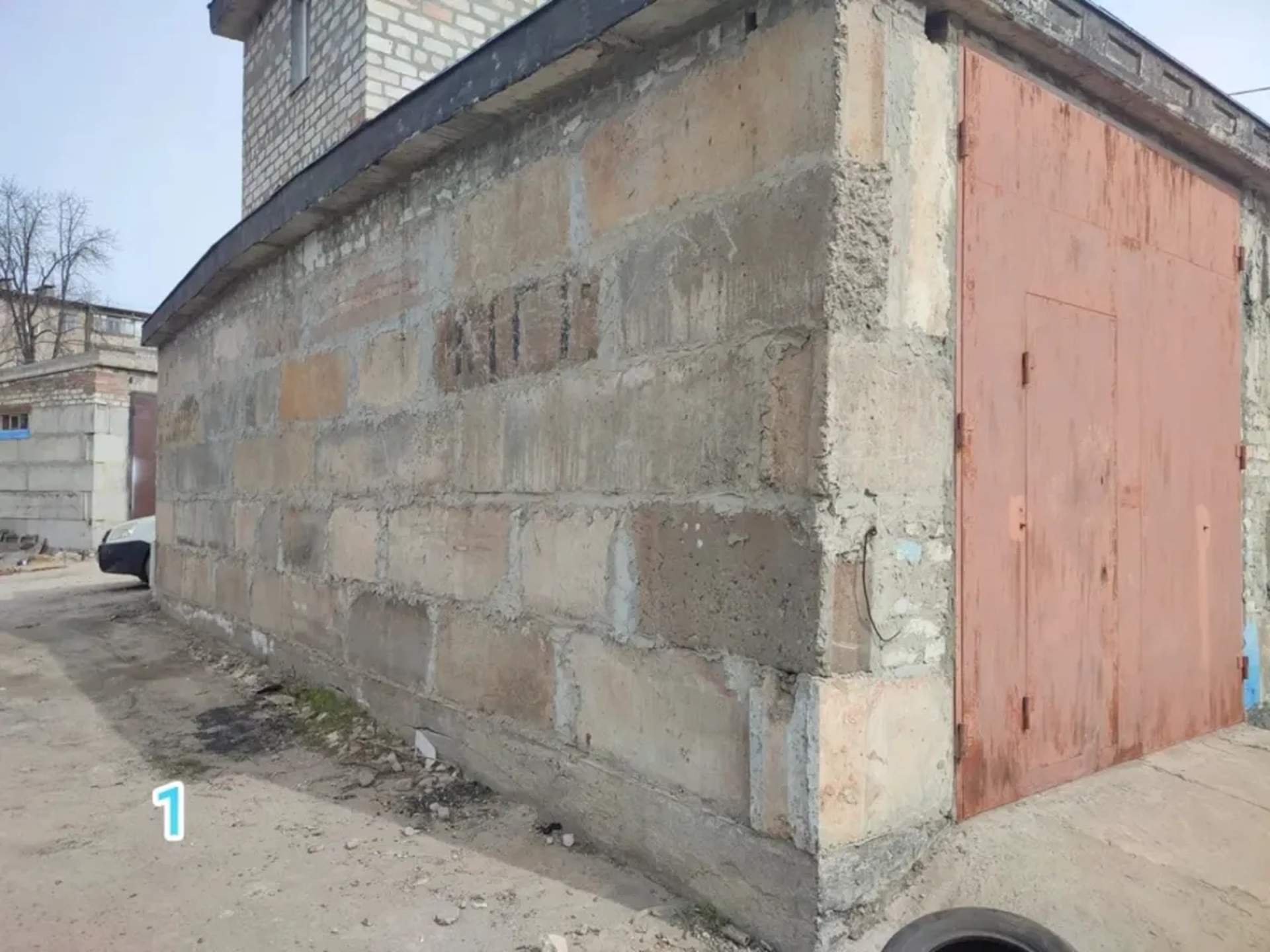 Гараж бетонний: сухий та чистий