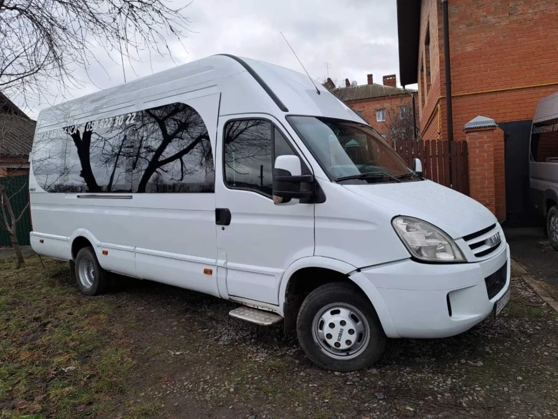 Мікроавтобус — Iveco Daily 20 місць