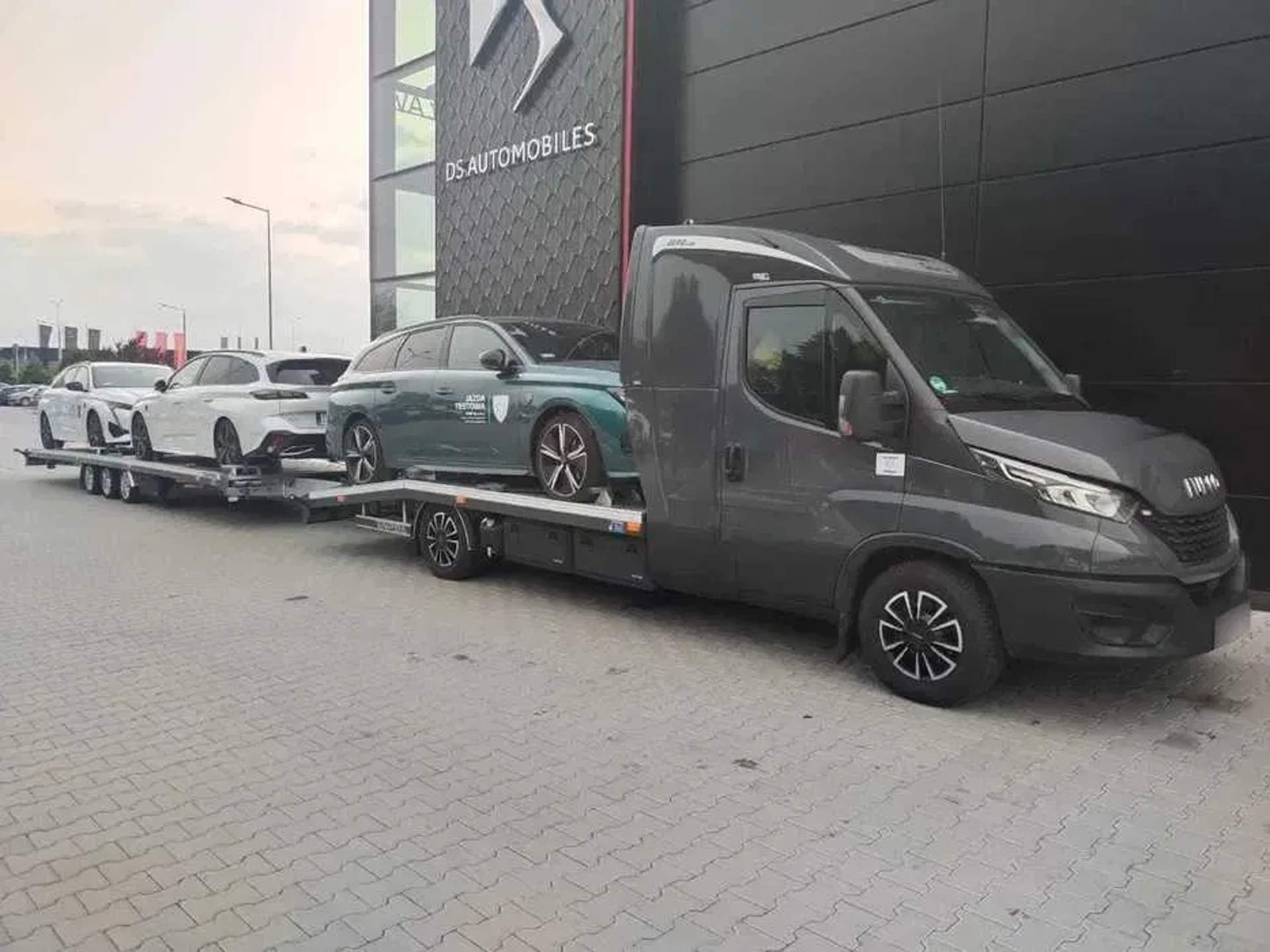 Доставка авто з Європи, По Україні, Евакуатор, автовоз, лафет, Дніпро