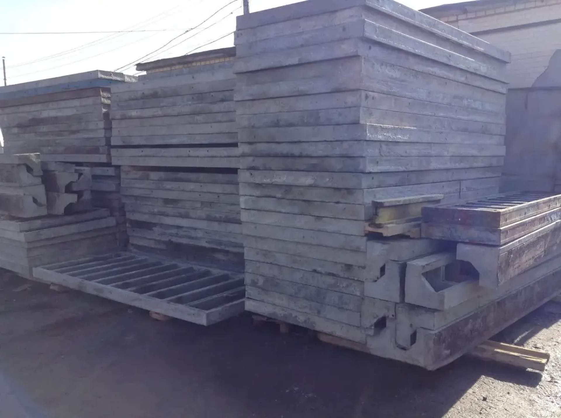 Вертикальна опалубка DOKA