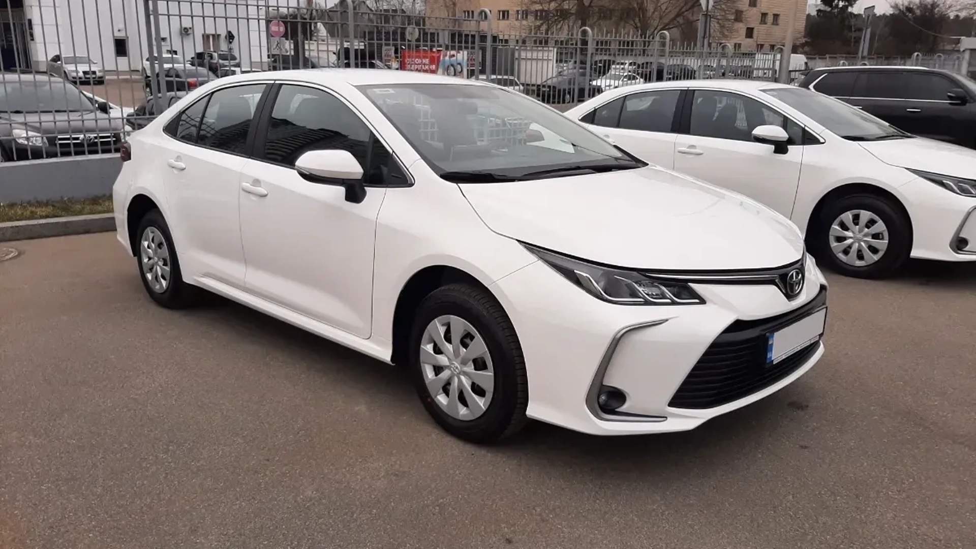 Toyota Corolla - 1.6 седан - 2018