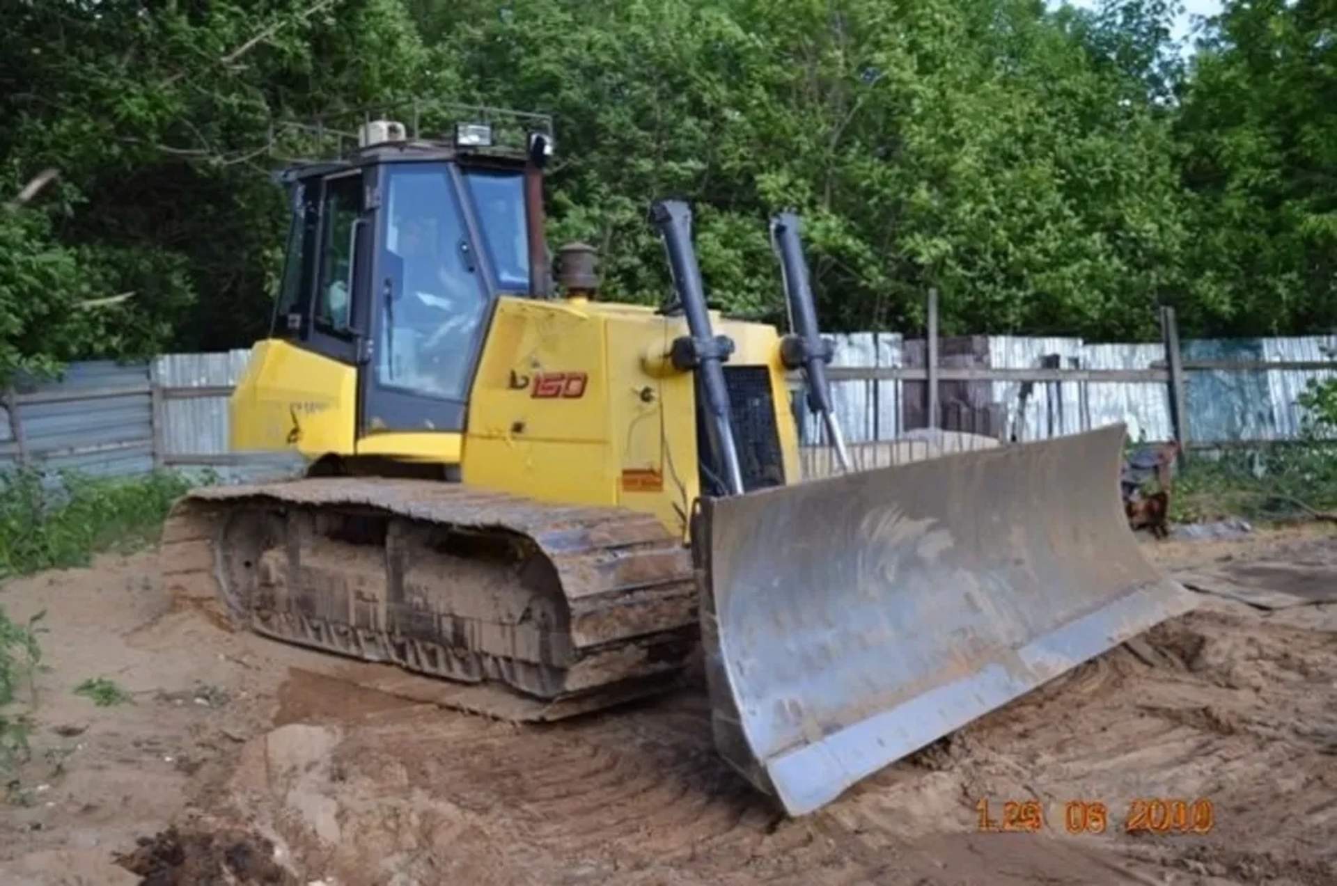 Бульдозер NEW HOLLAND D150 (14.9 т.)