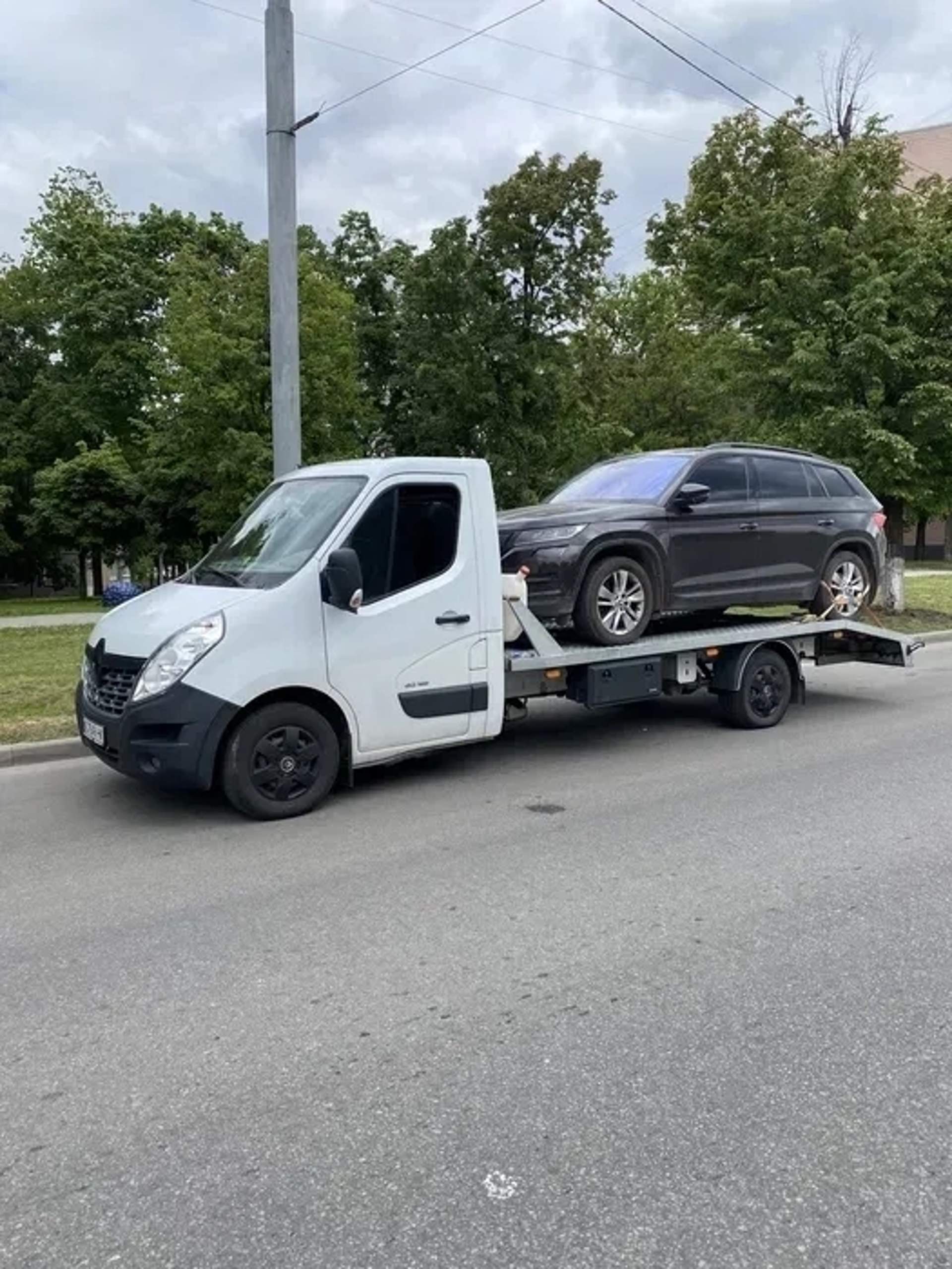 Евакуатор Renault Master (до 3 тонн)