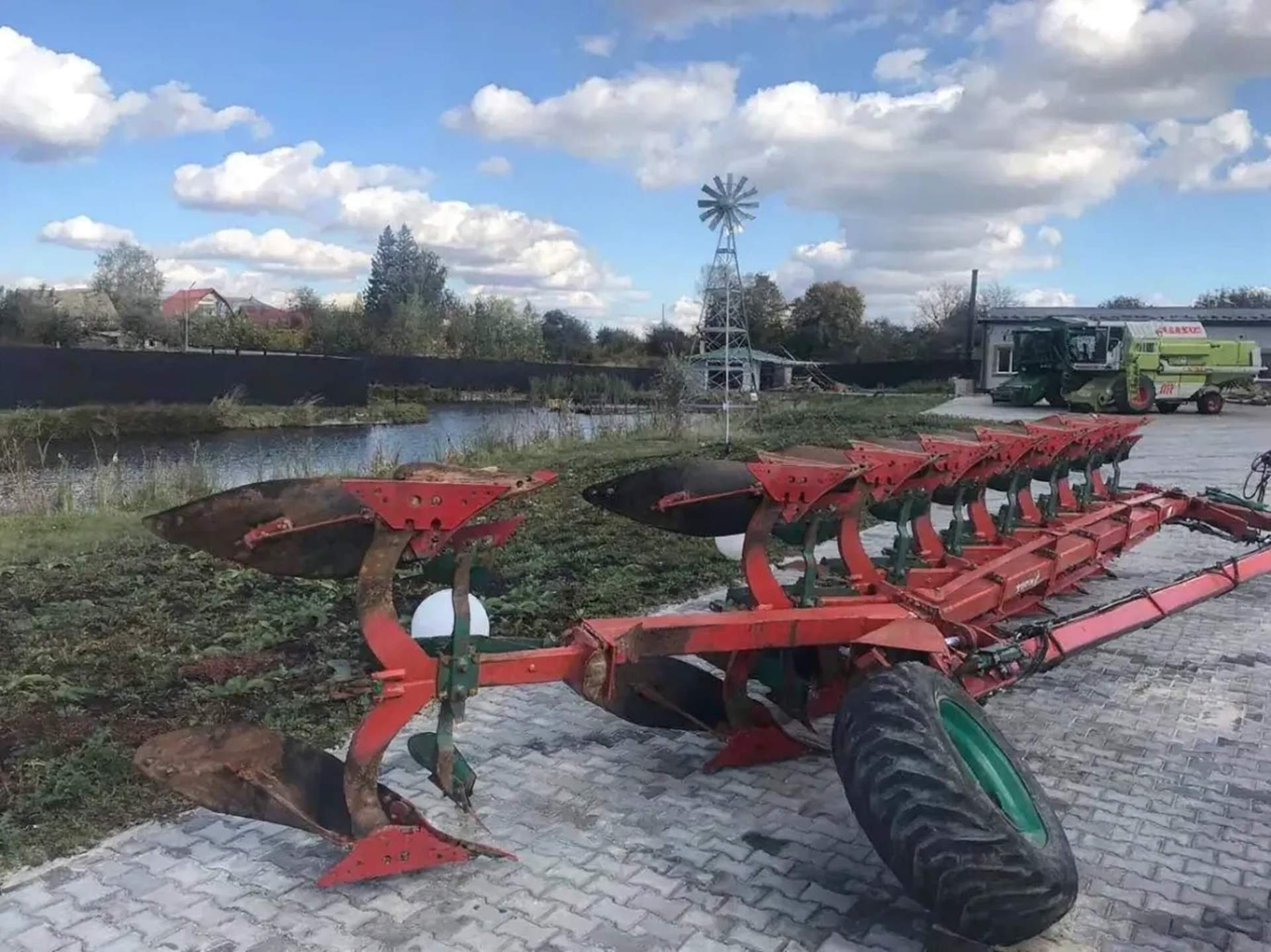 Оборотній плуг Kverneland PC 8 для важких ґрунтів