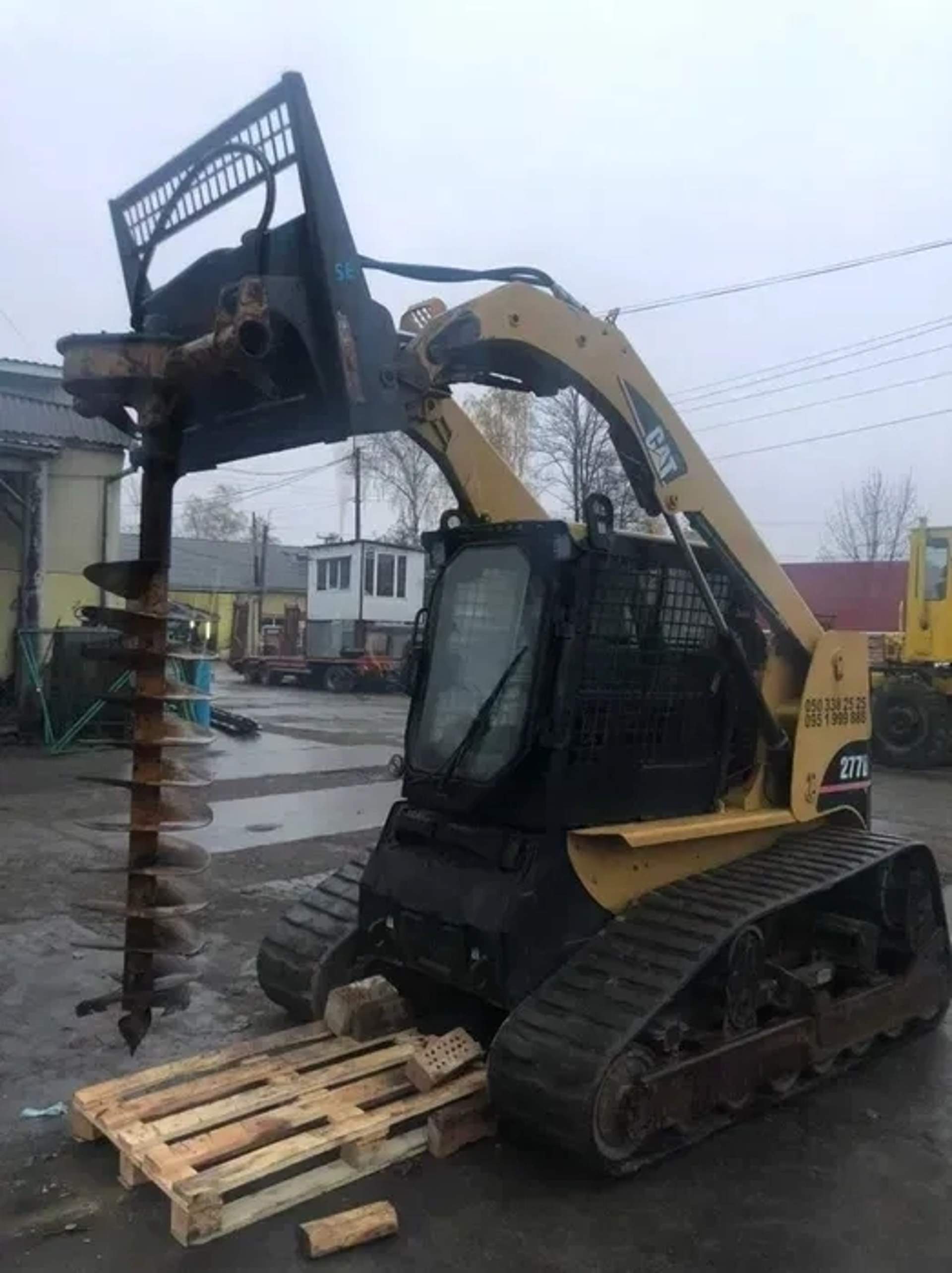 Ямобур на базі навантажувача CAT 400мм