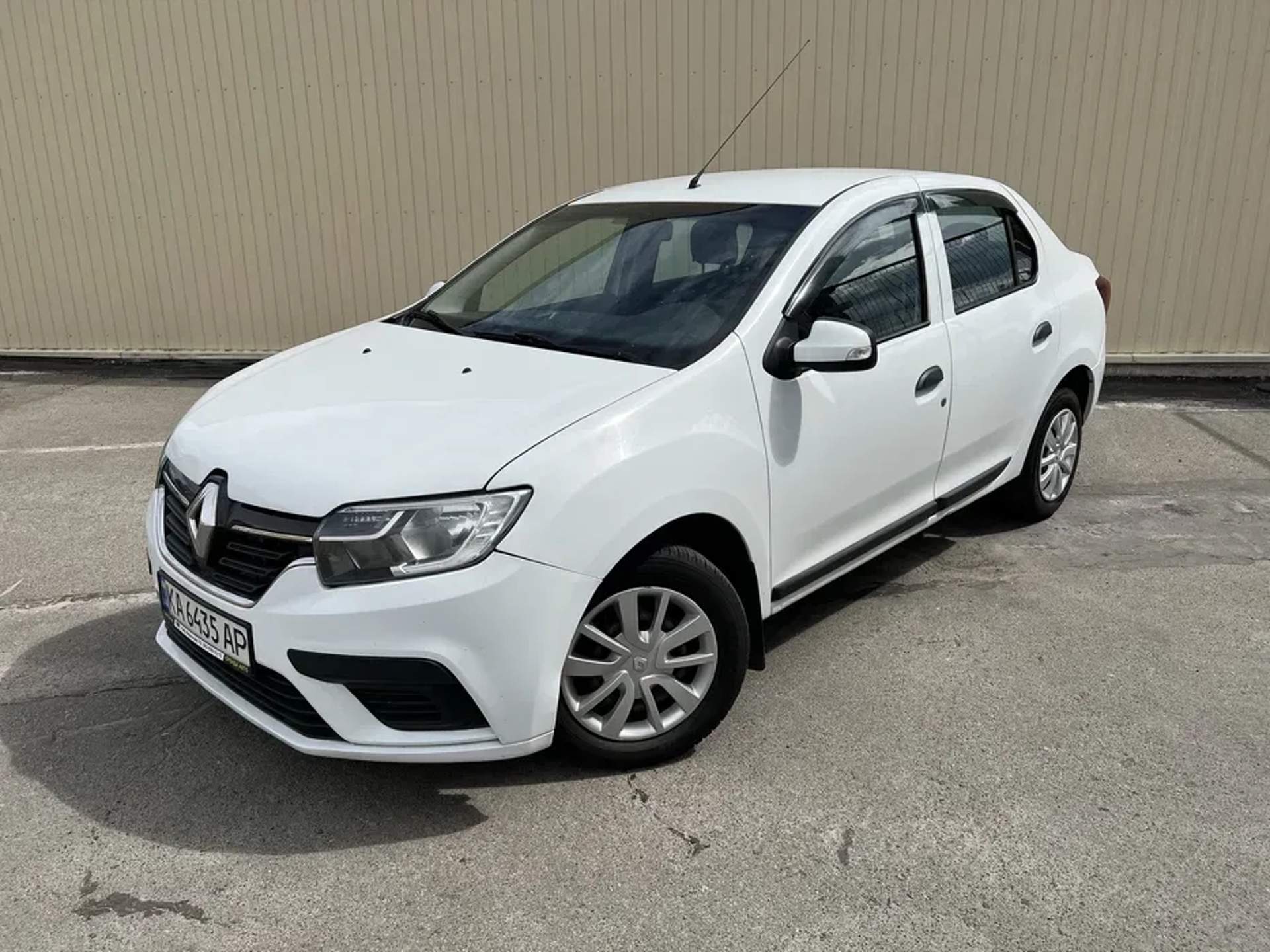 Renault Logan 2017 (1.2 Газ/Бензин) — Економічність та Надійність!
