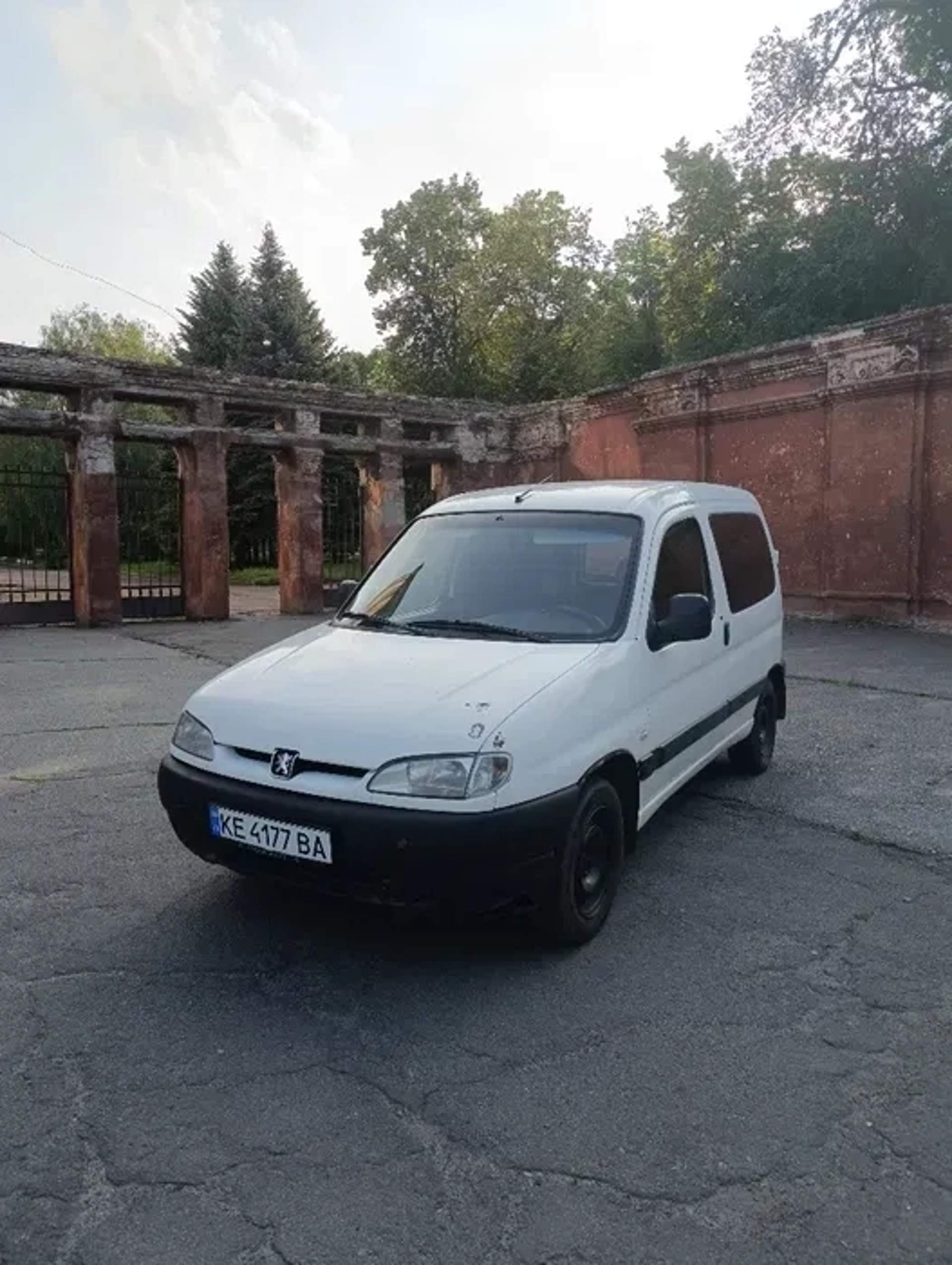 Минивен Peugeot Partner - Для ваших потреб!