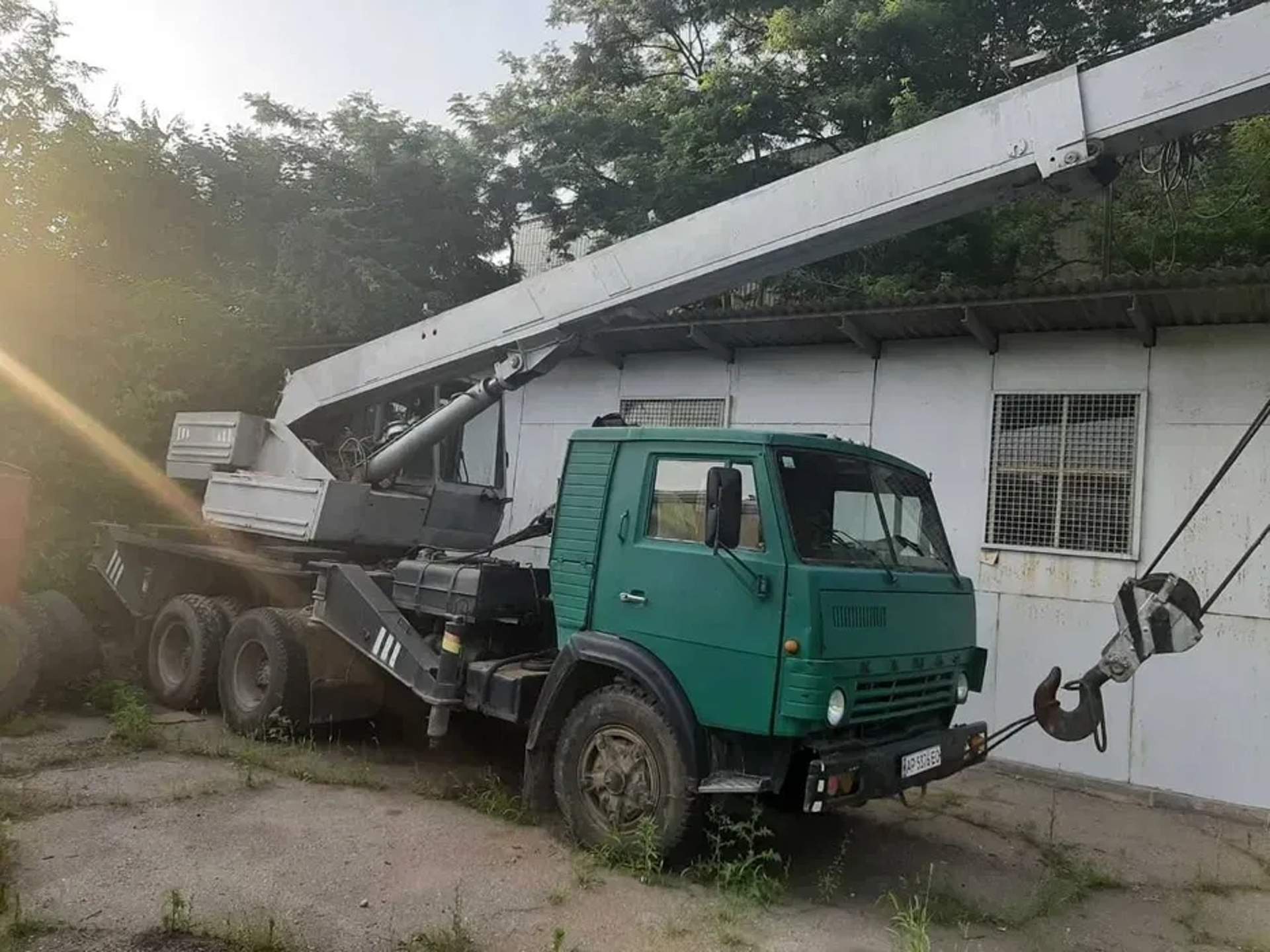 Автокран 16 тонн на шасі КАМАЗ-53212