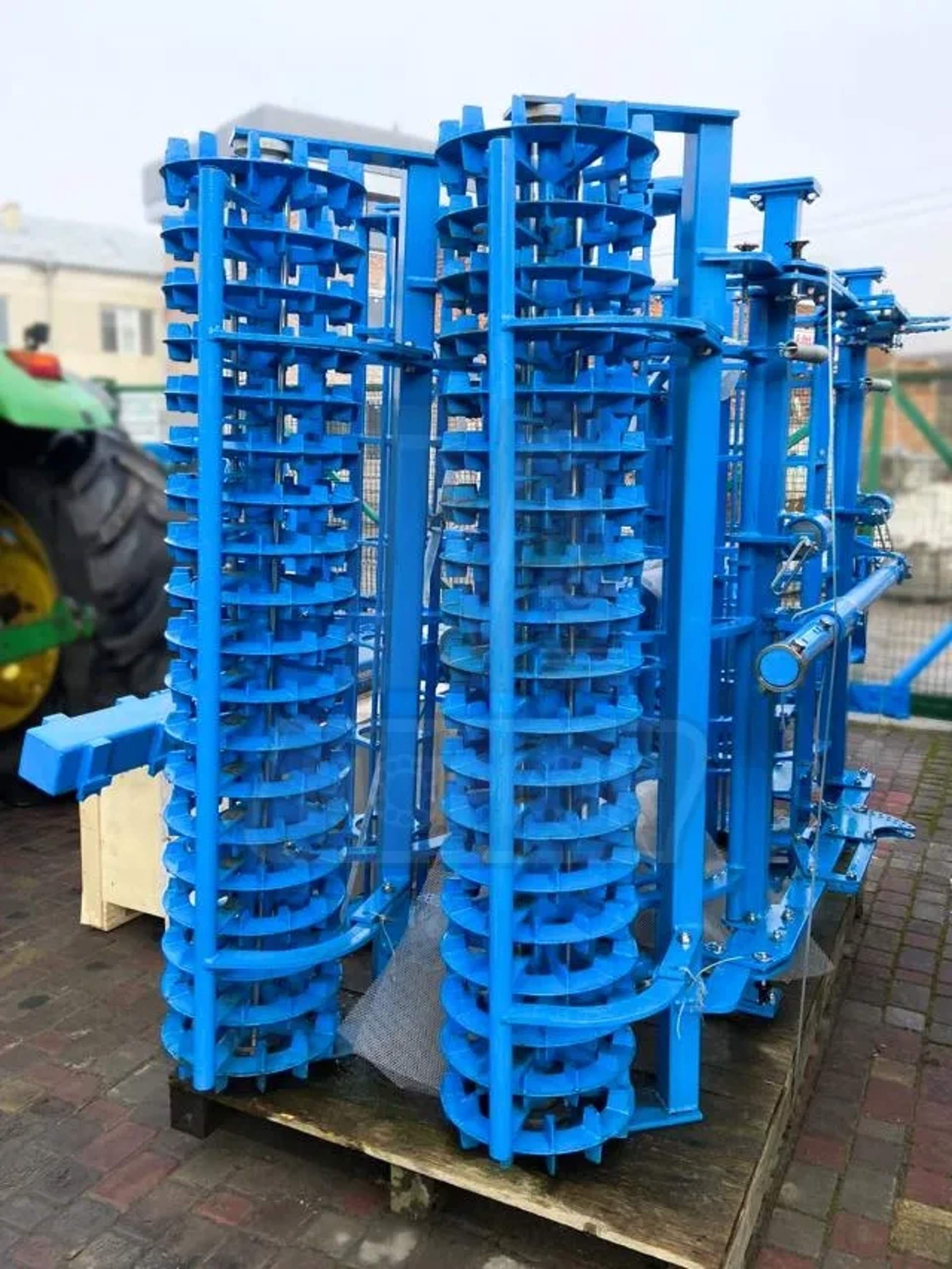 Грунтообробна техніка - Lemken system-kompaktor s 400