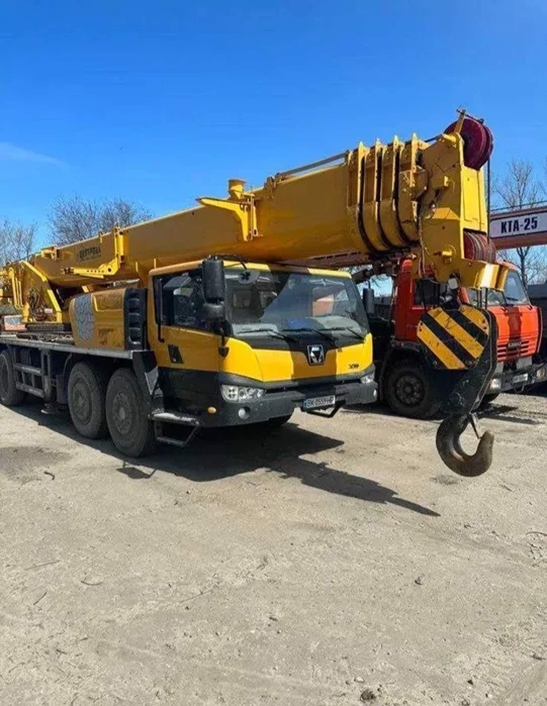 Автокран 70 т XCMG QY70KS для будівельних робіт