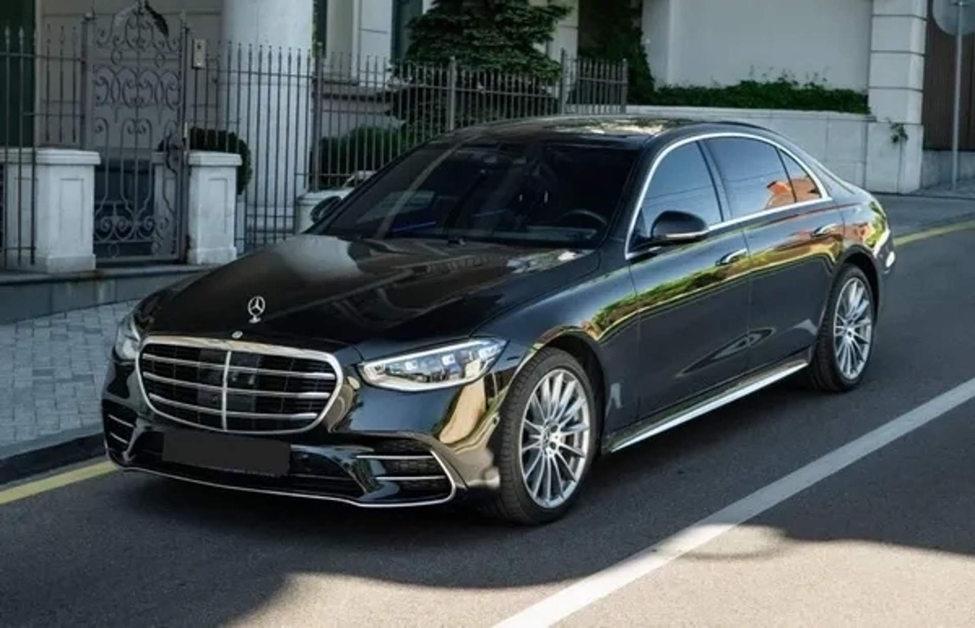 058 Mercedes-Benz 223 S-класу без водія W223 S 400d 4 matic