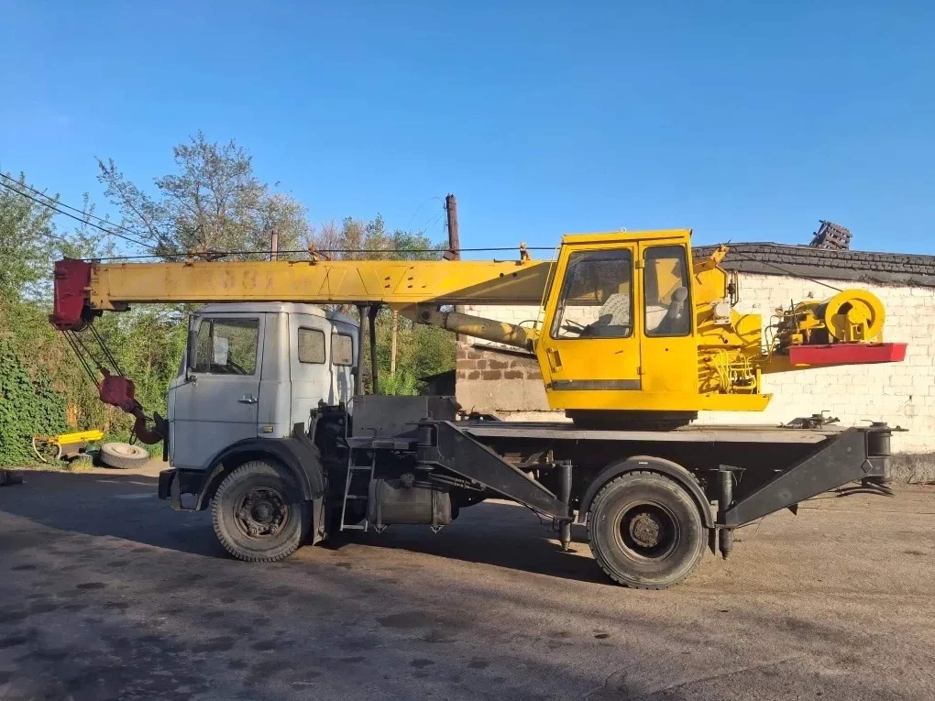 Автокран «Івановець» КС-3577 (14 тонн)