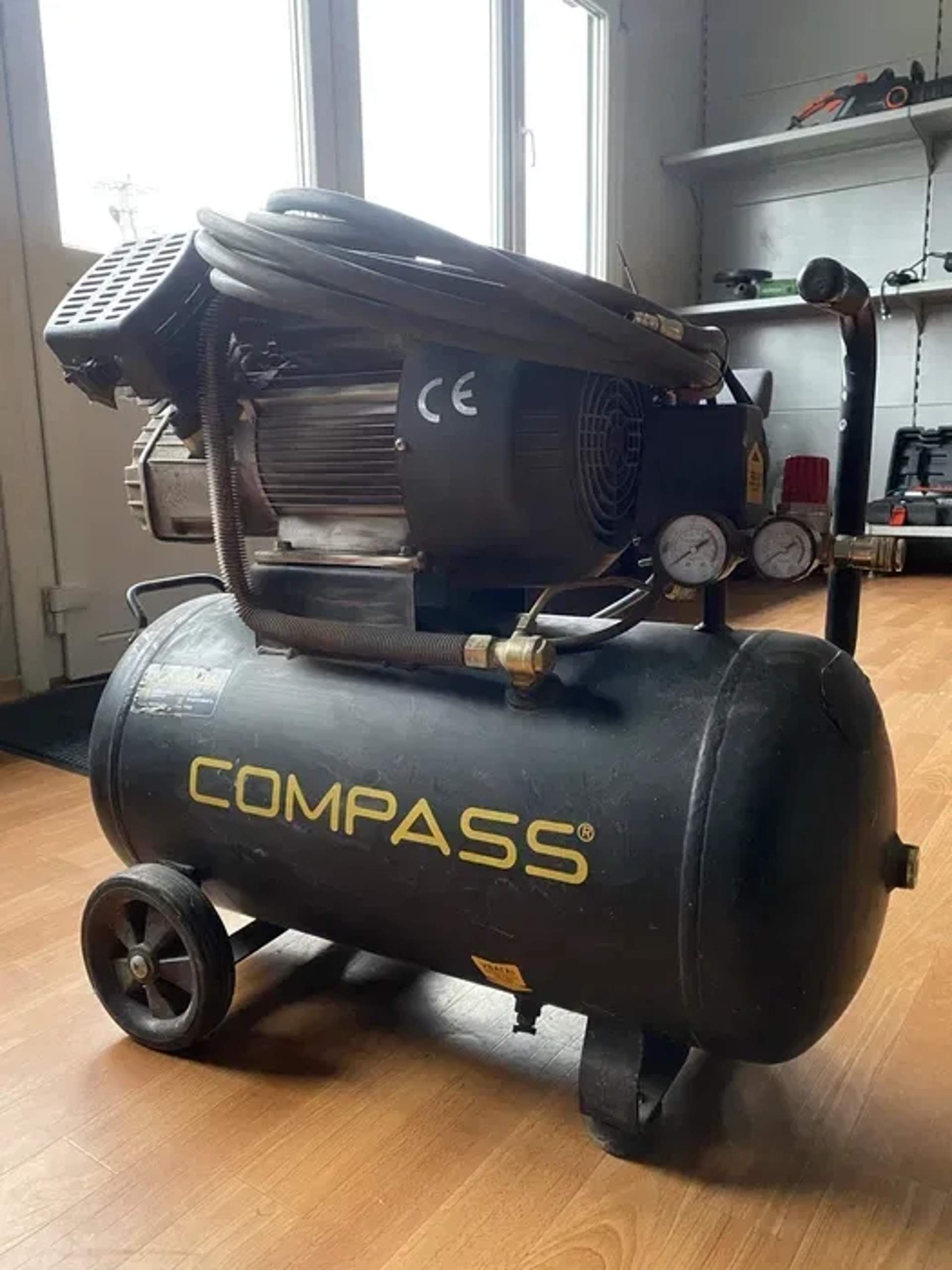 Компресор Compass потужність: 2,2 кВт