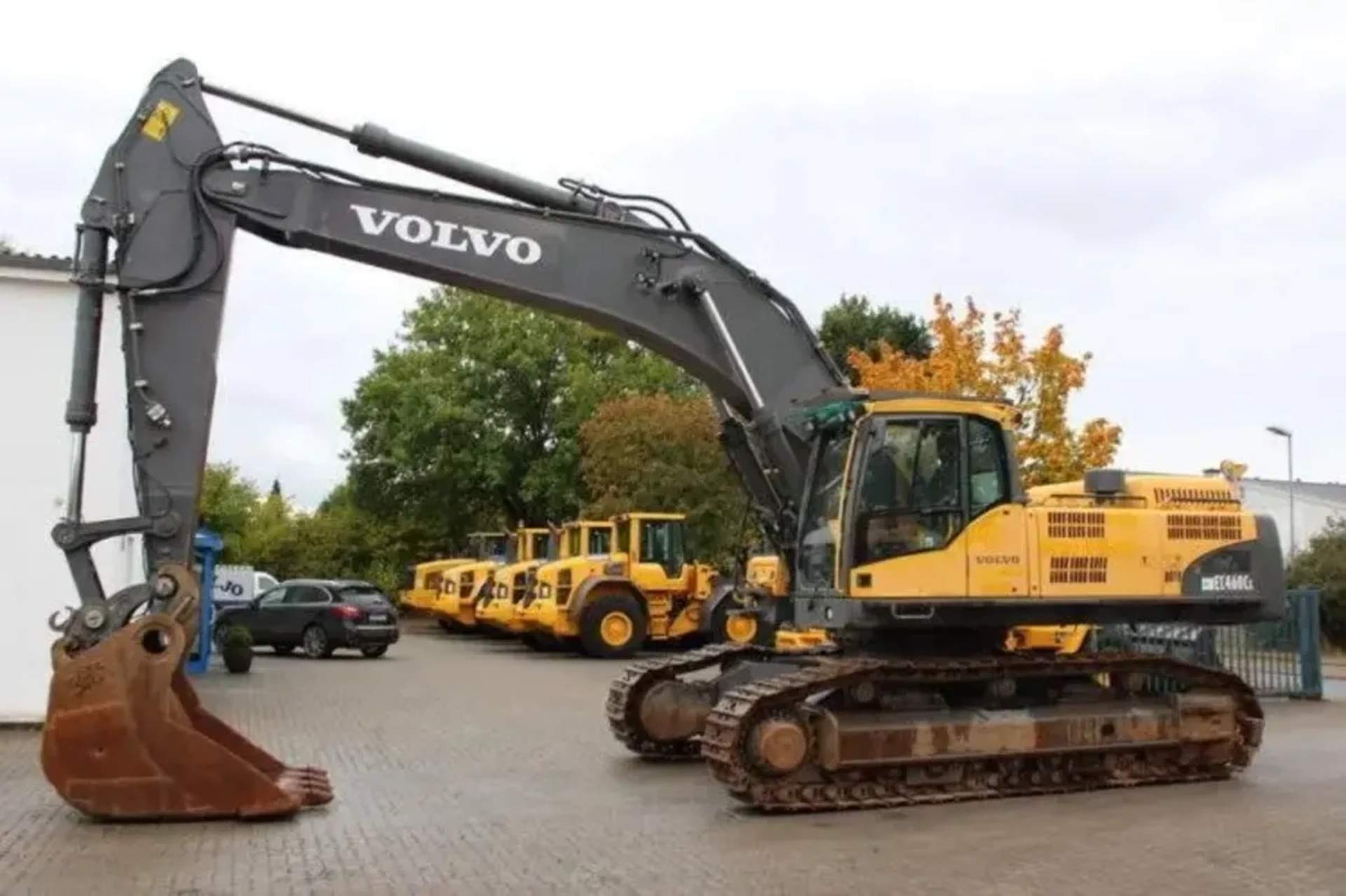 Гусеничний екскаватор VOLVO EC 380DL