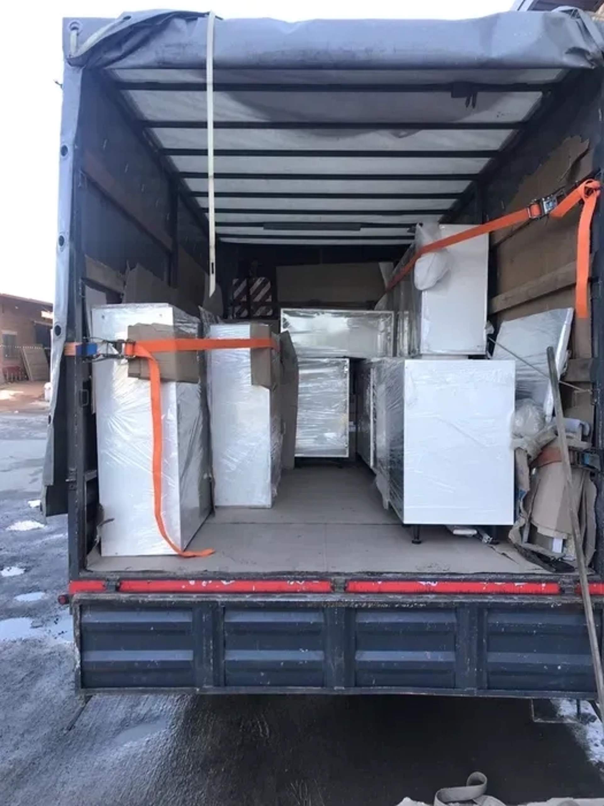 Вантажоперевезення на Вантажівці Renault Master 2т