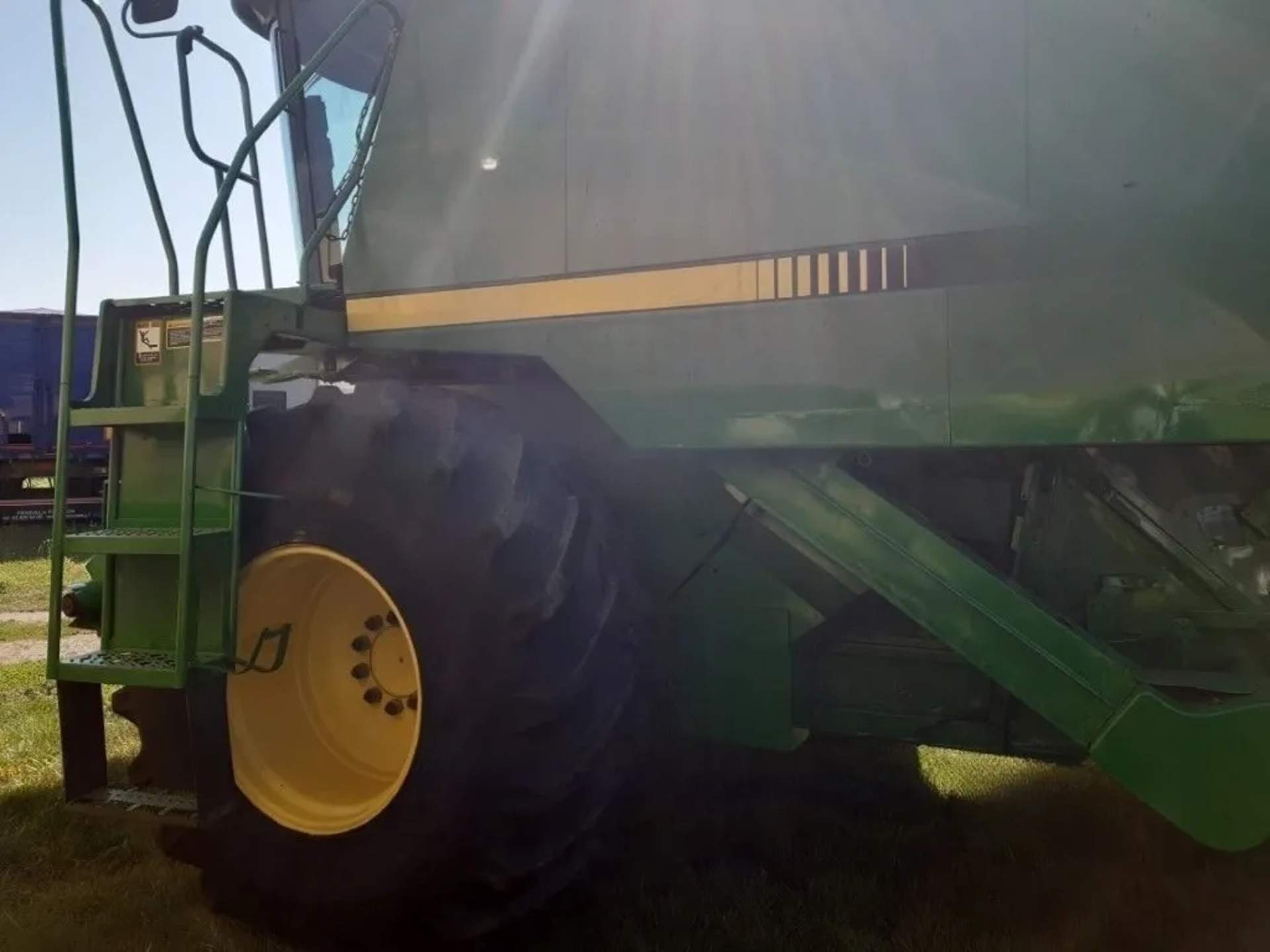 Зернозбиральний комбайн John Deere 9500
