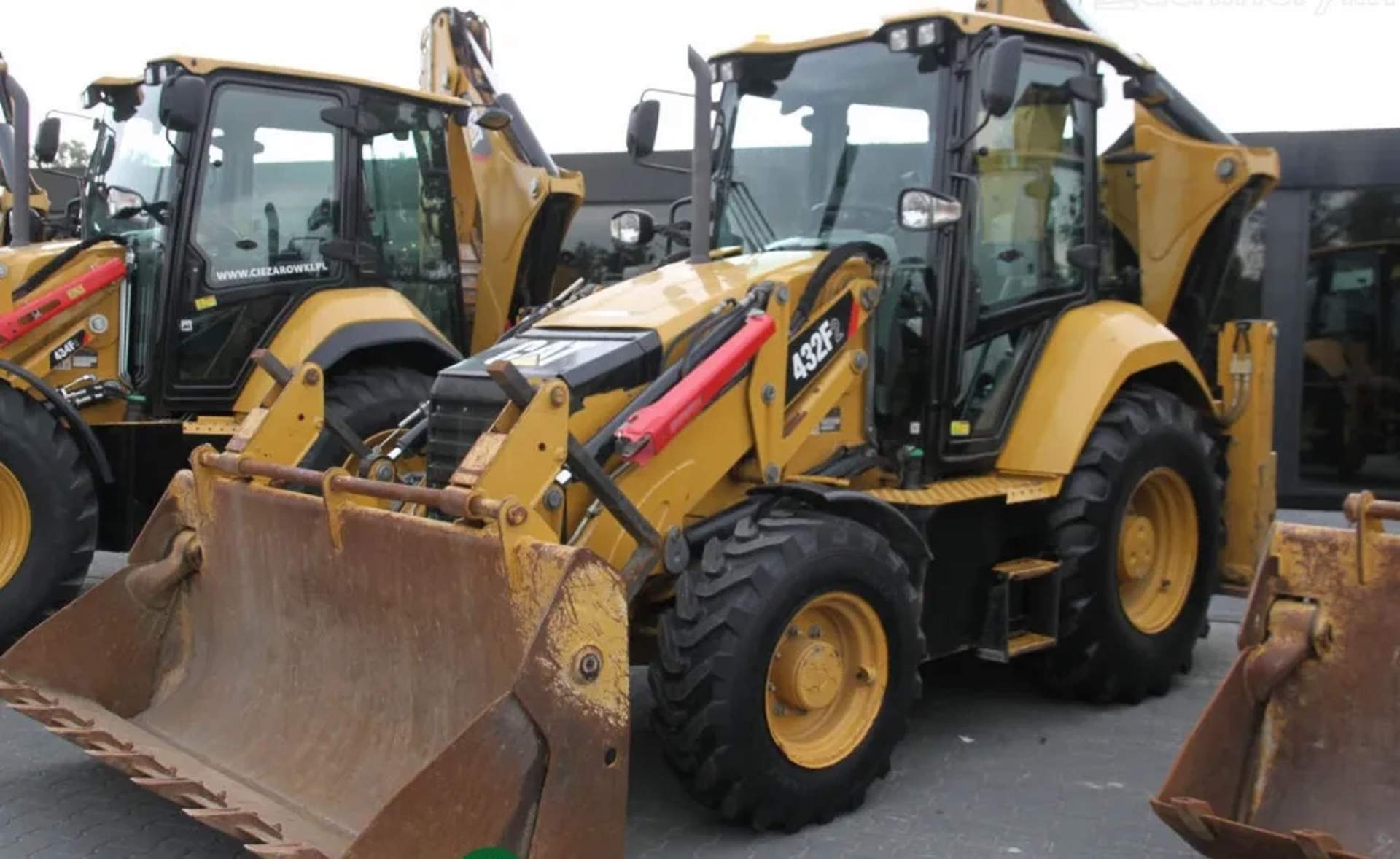 Екскаватор-навантажувач Caterpillar 432F2