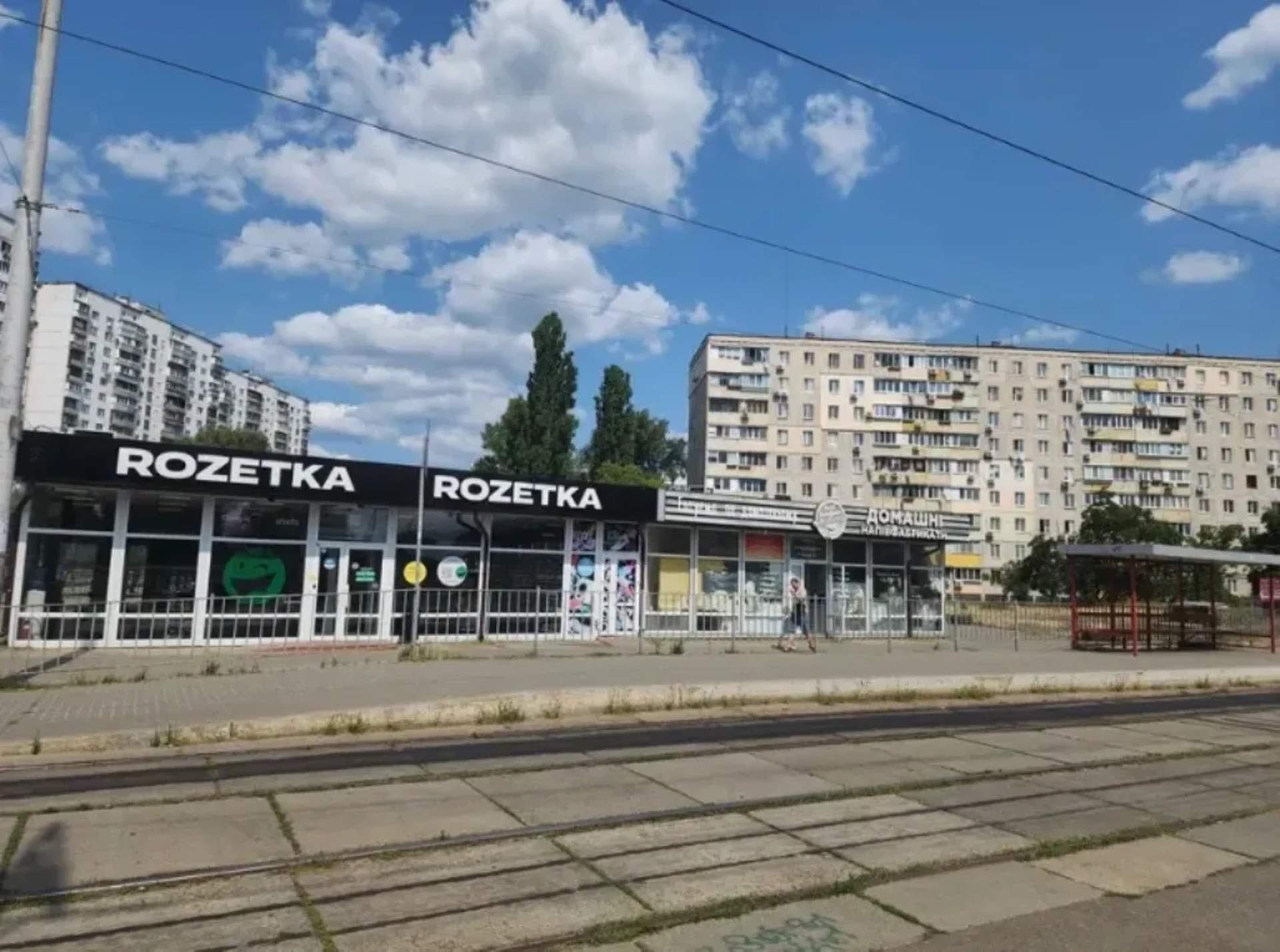 Фасадне приміщення 110 м2 на ринку Десна