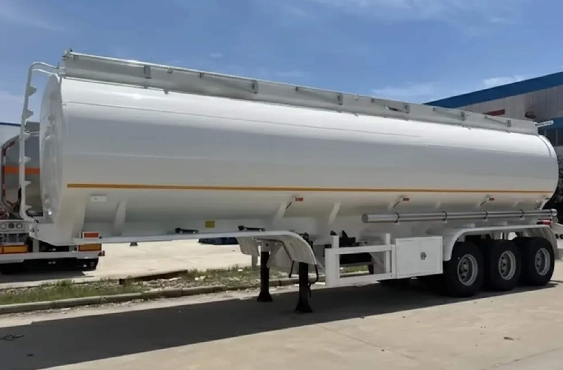 Оливовоз для транспортування рослинних олій