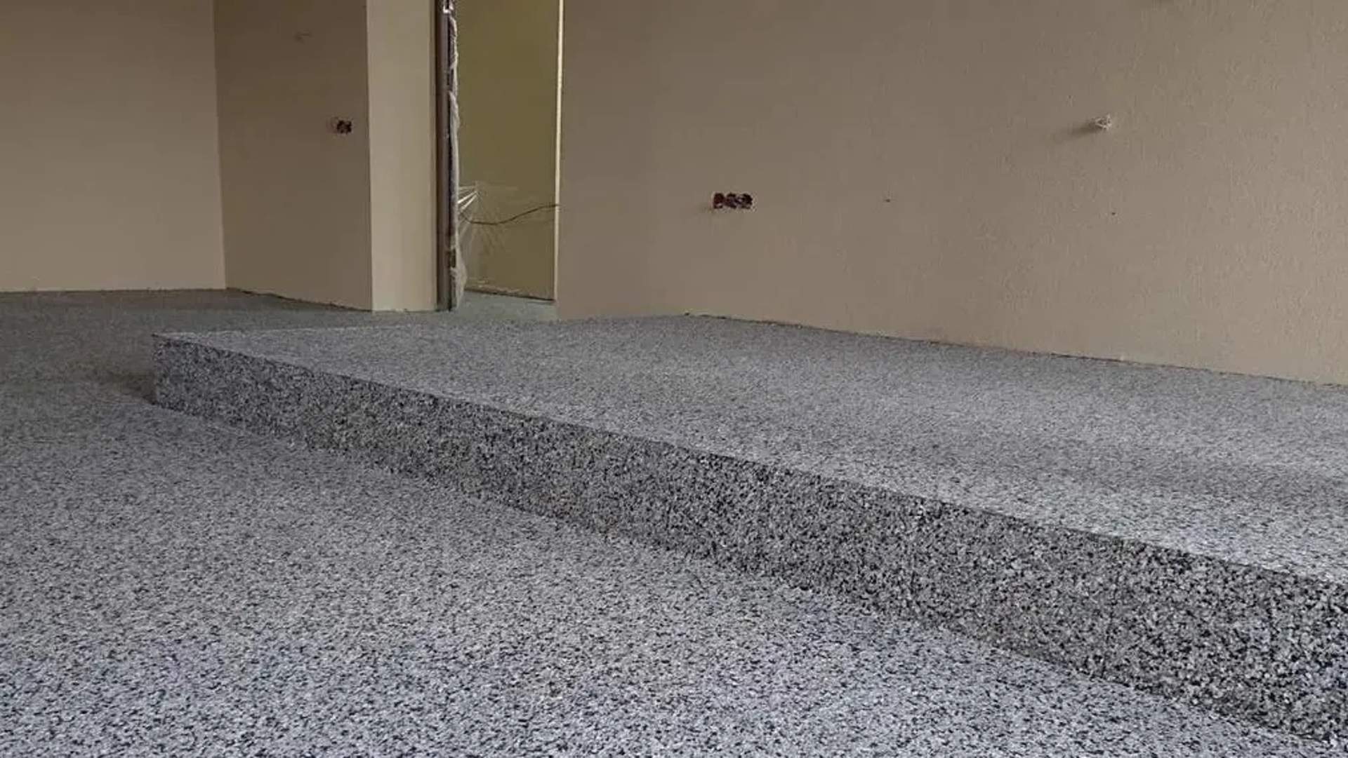 Улаштування підлоги з флоковим покриттям