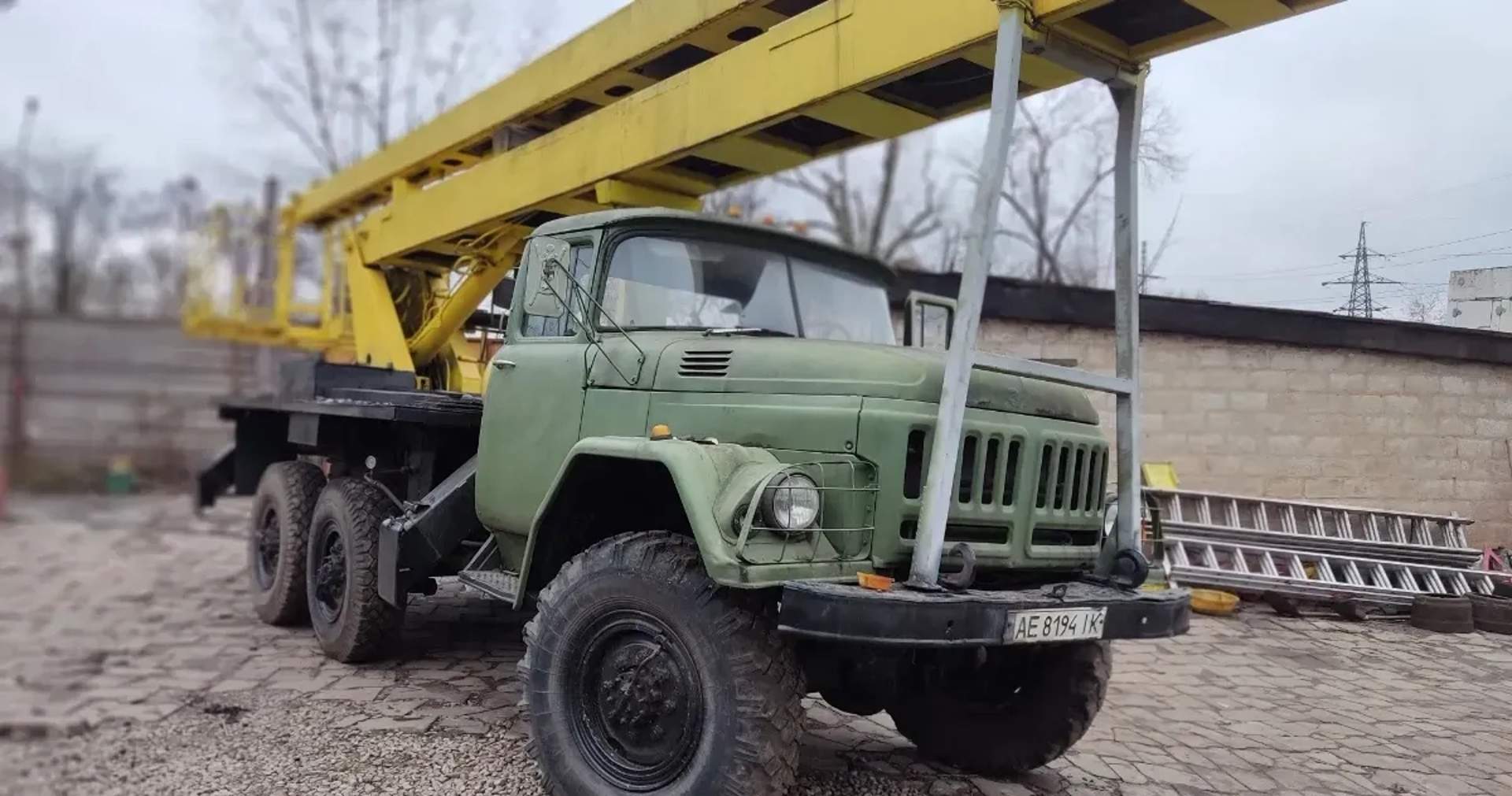 Автовишка АГП-22 на базі ЗІЛ-131