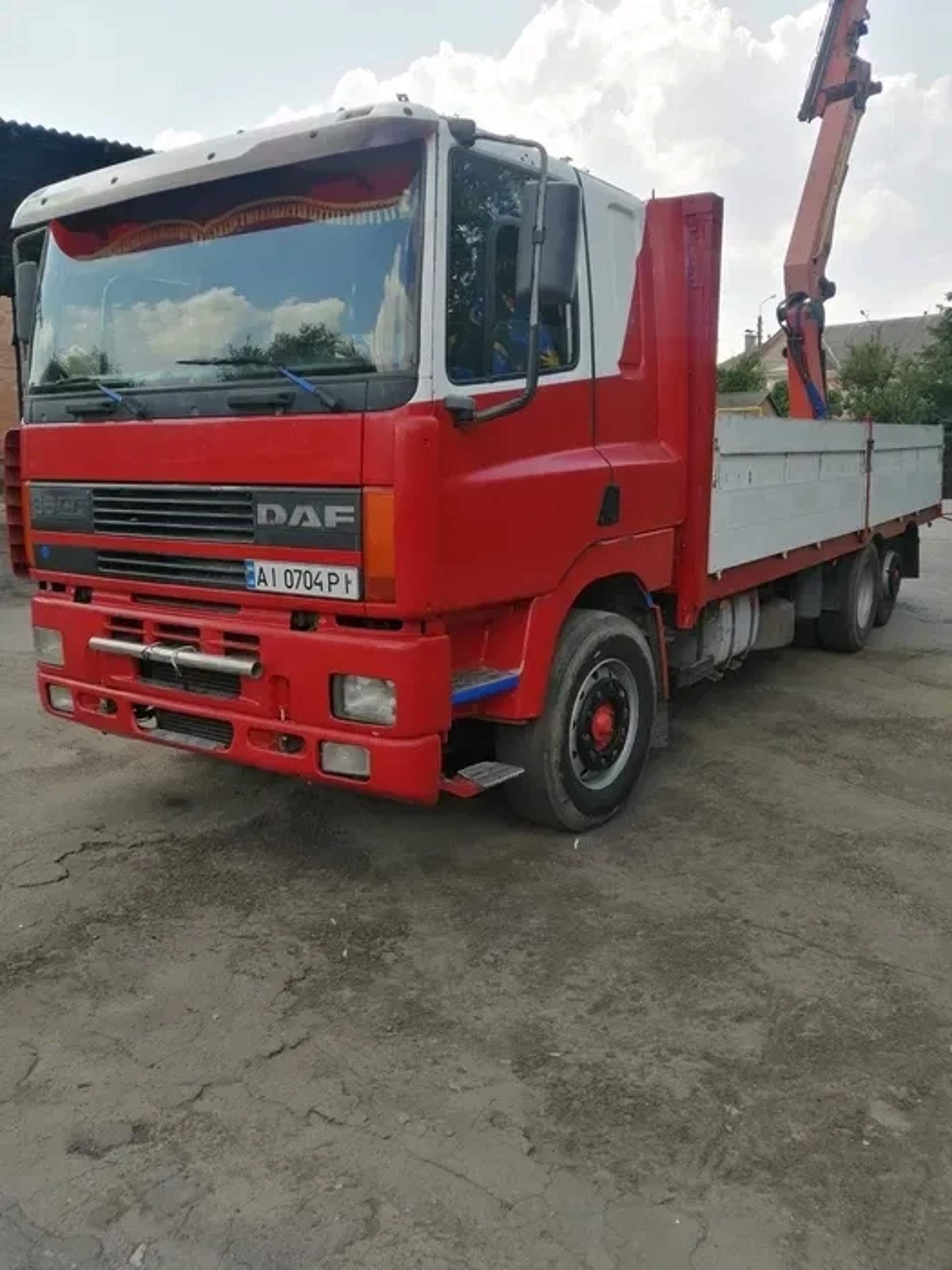 Кран-маніпулятор на базі DAF CF 85