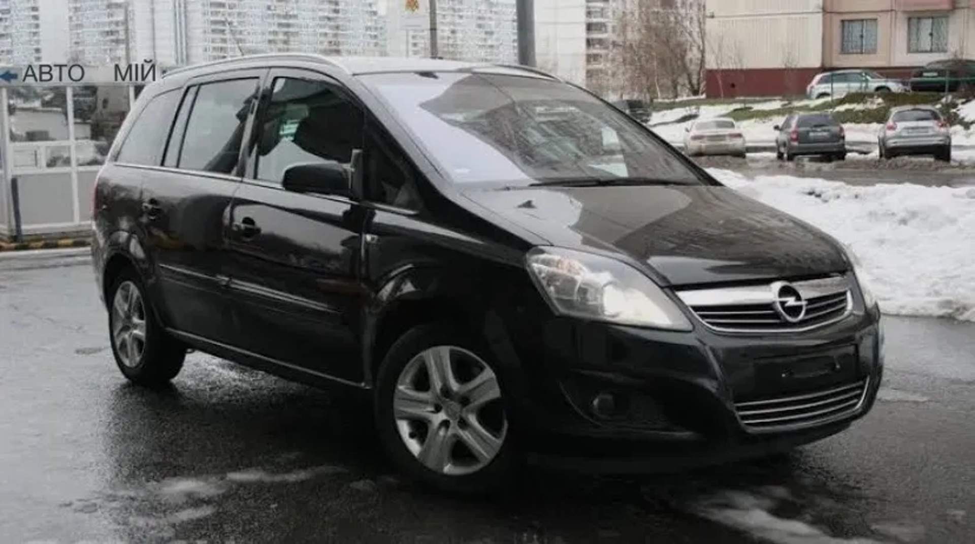 Автомобіль Opel Zafira B - Пасажирські перевезення