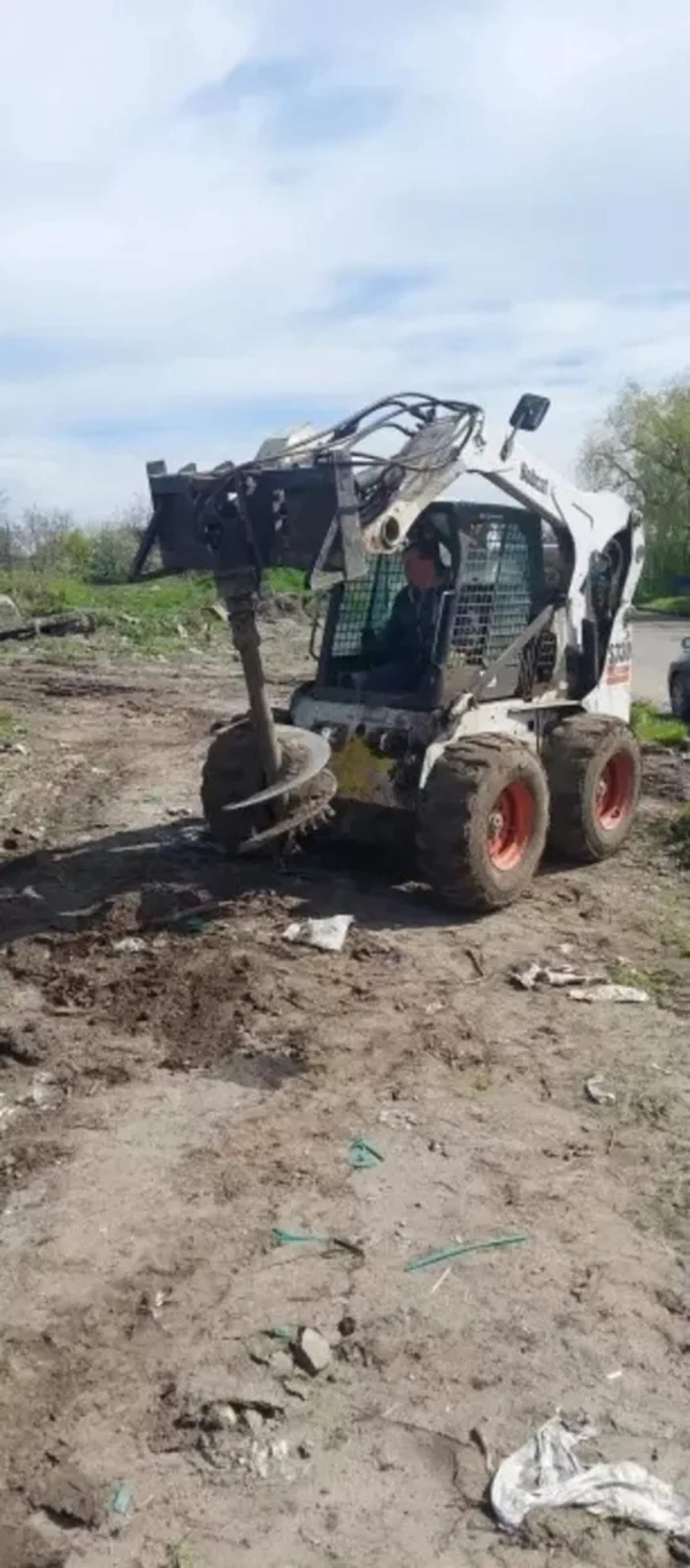 Ямобур для буріння ґрунтів до 12 м
