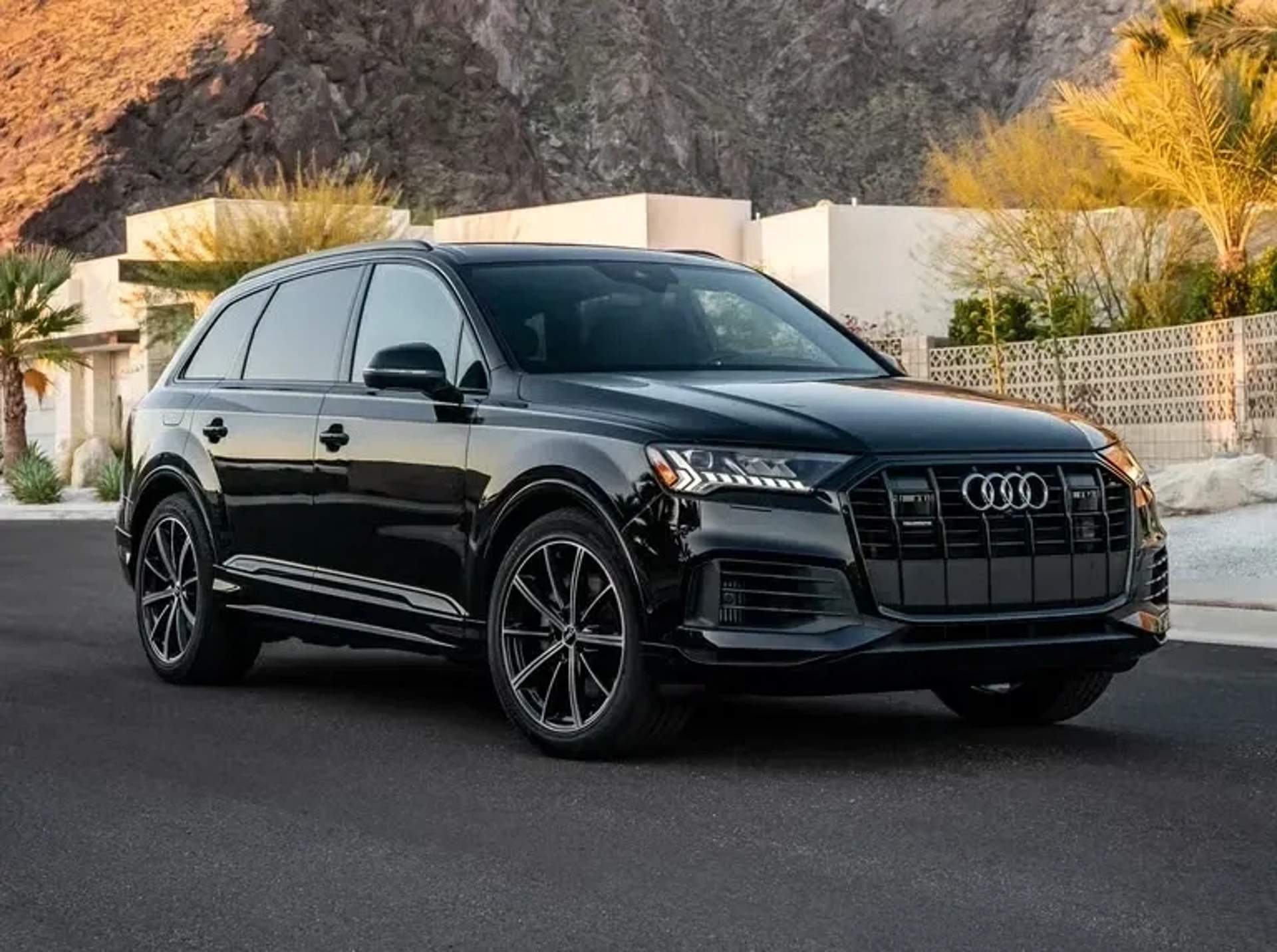 Преміум-кросовер Audi Q7 Quattro - Максимальний комфорт, 7 місць