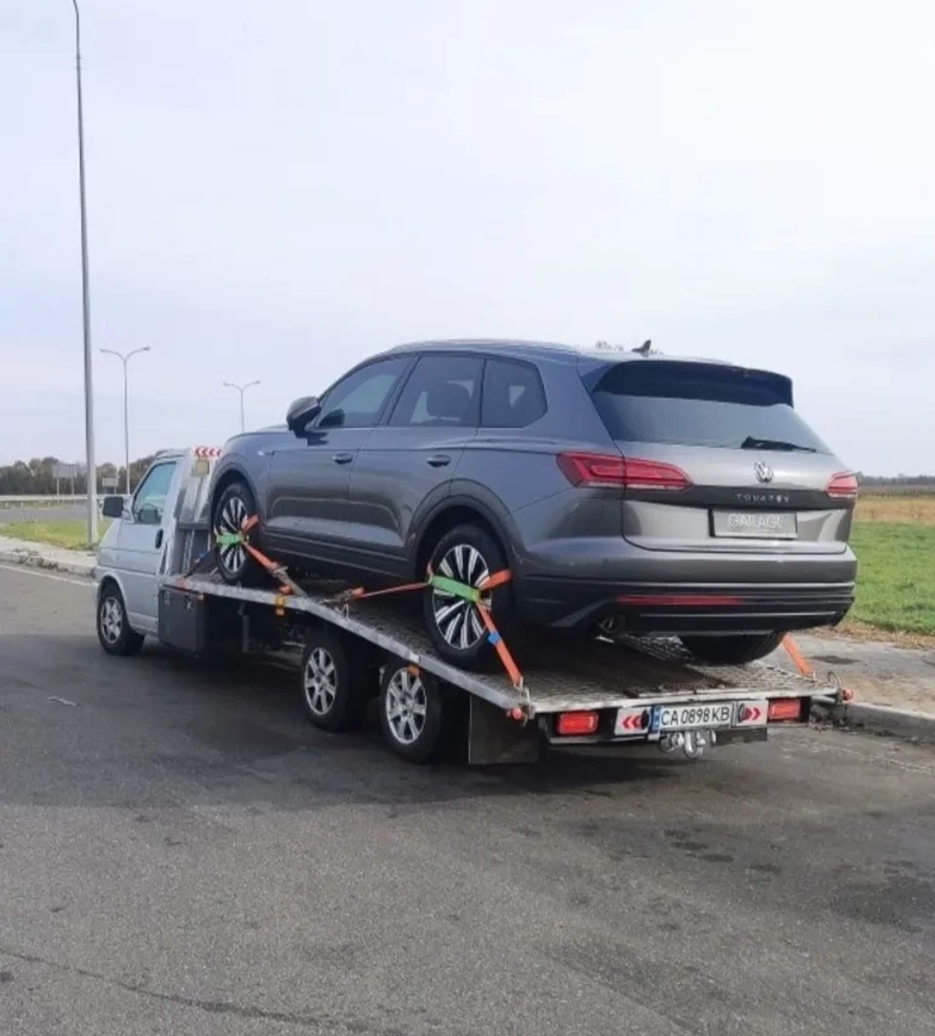 Евакуатор на базі Nissan Cabstar