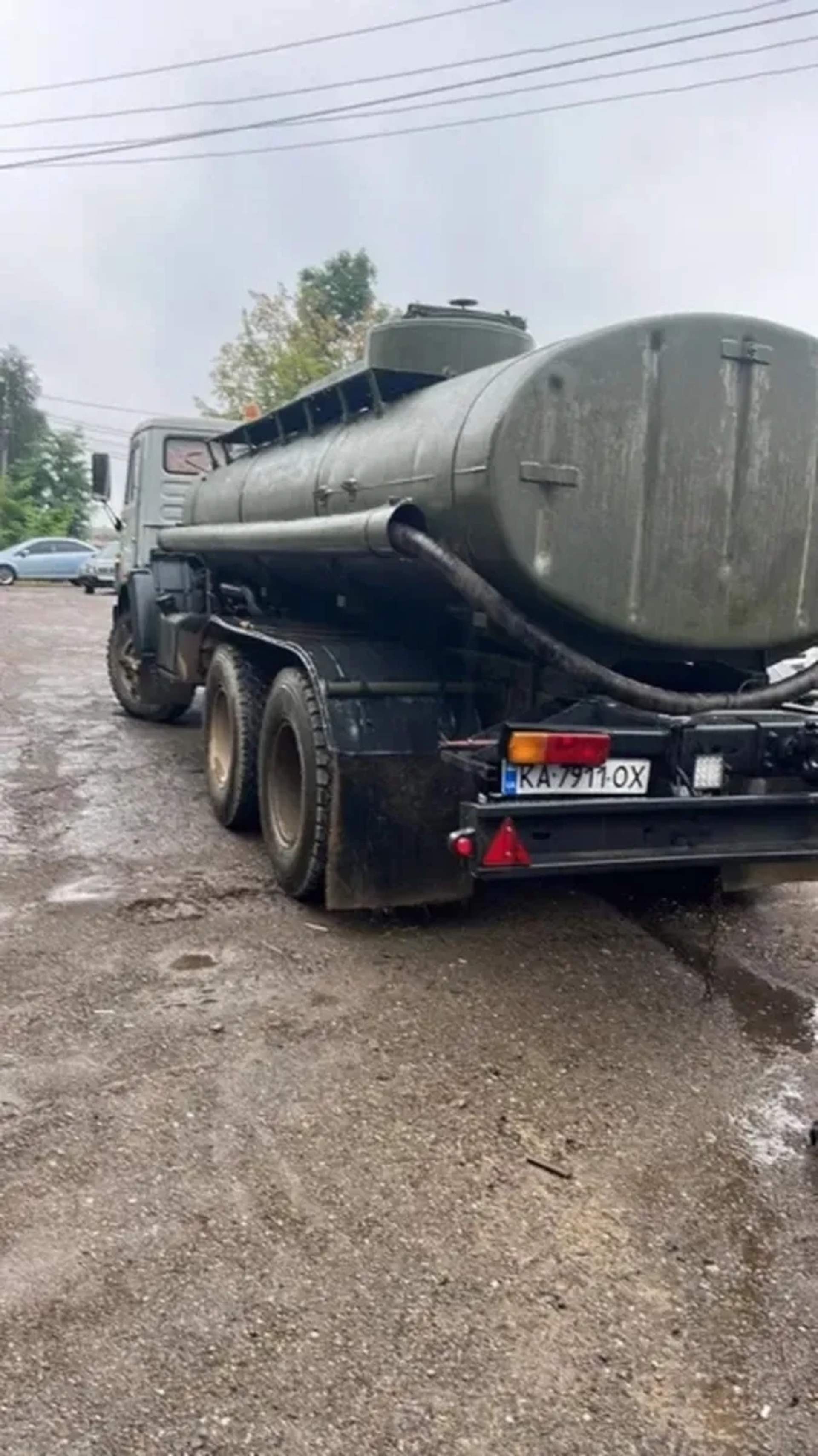 Автоцистерна для перевезення води, технічних рідин 4 м3