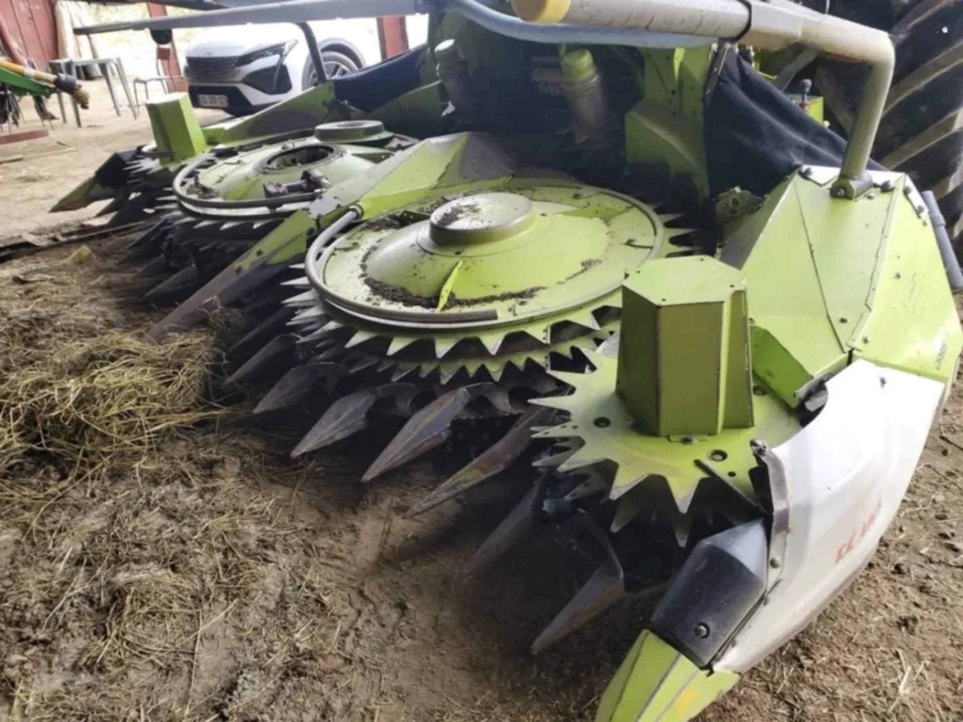 Кукурудзяна жниварка Claas Orbis 450, з дисковою системою зрізу