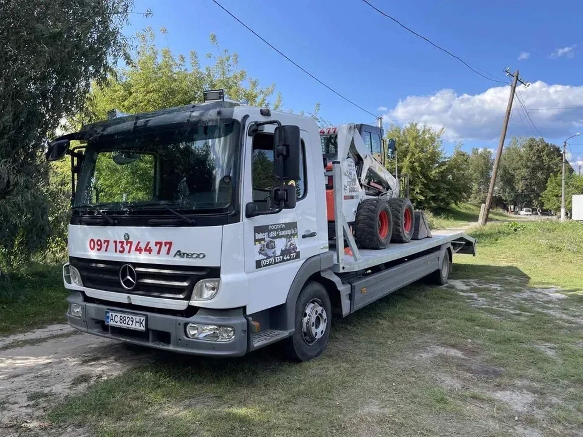 Евакуатор на базі Mercedes-Benz Atego 5.5т 8м