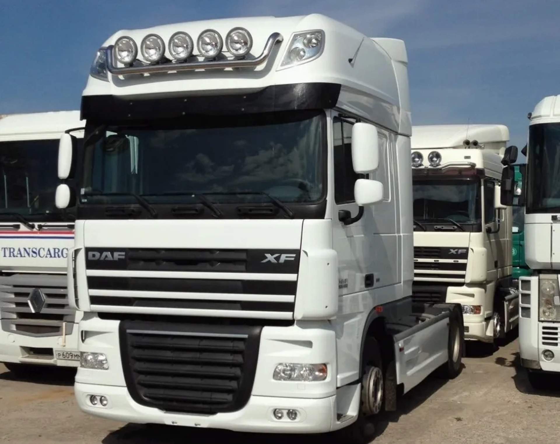 DAF (2322) — потужний вантажний автомобіль