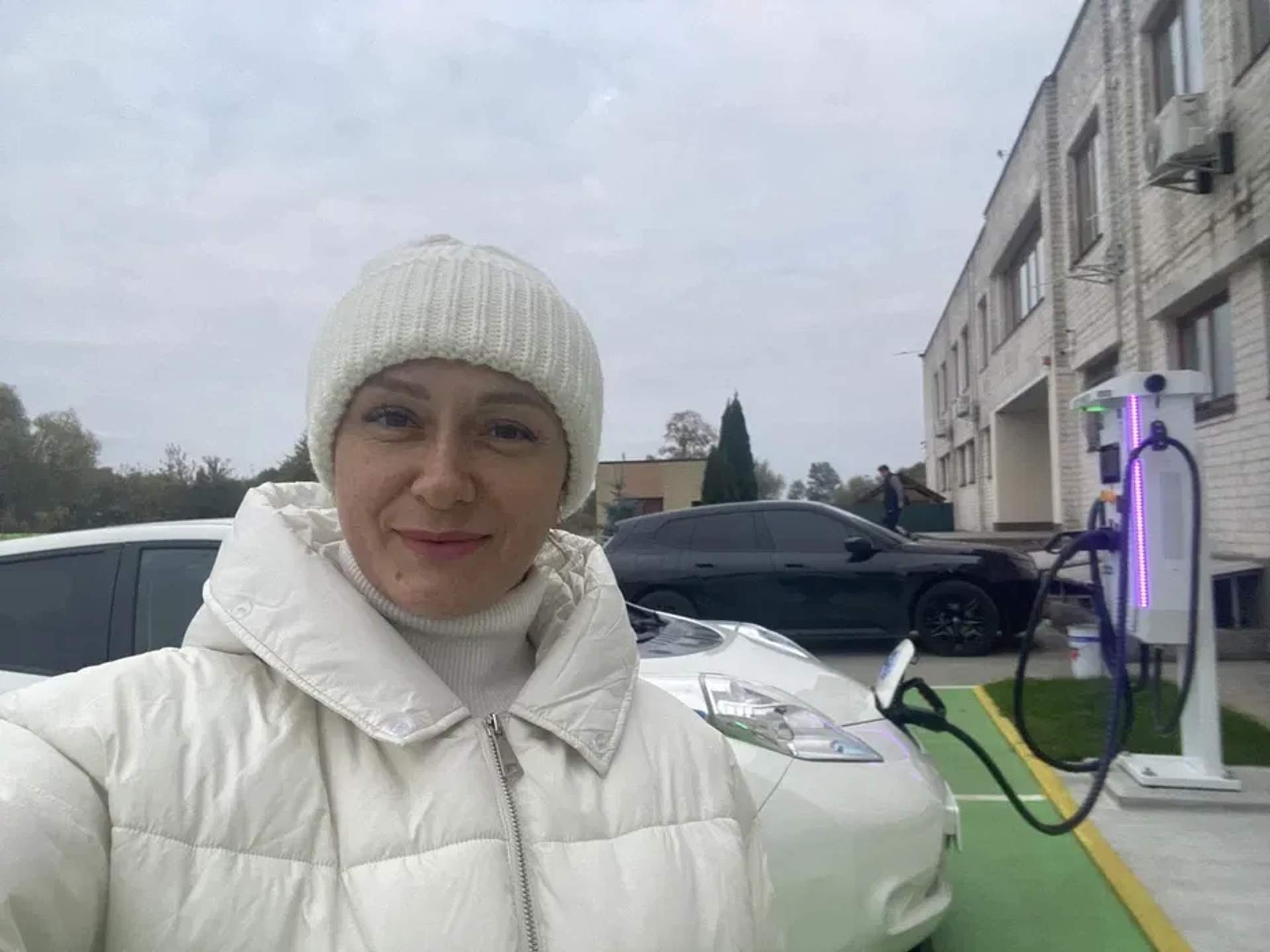 Перегон авто електромобіль ЕB BEV водитель перегін