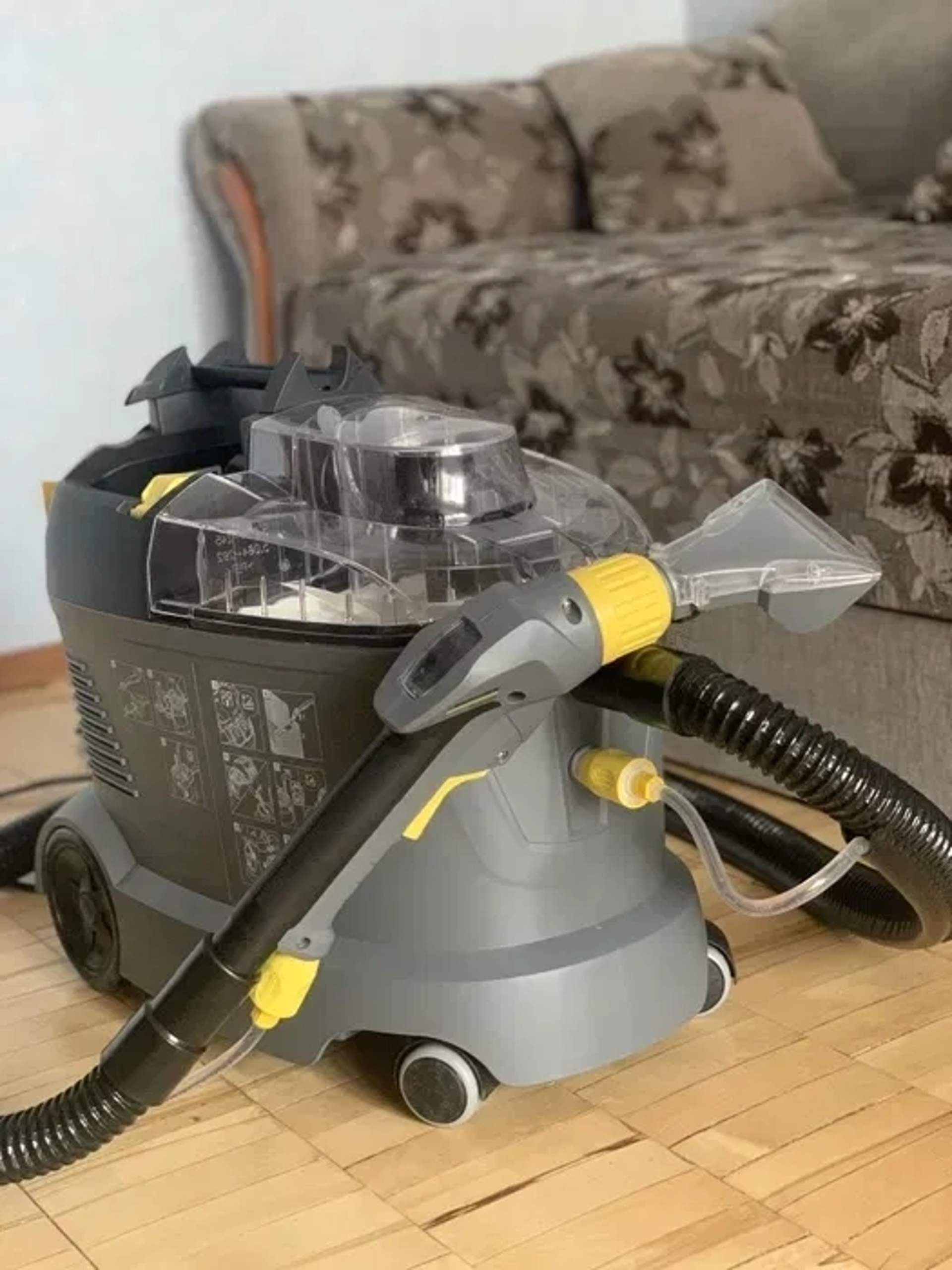 Миючий пилосос Karcher