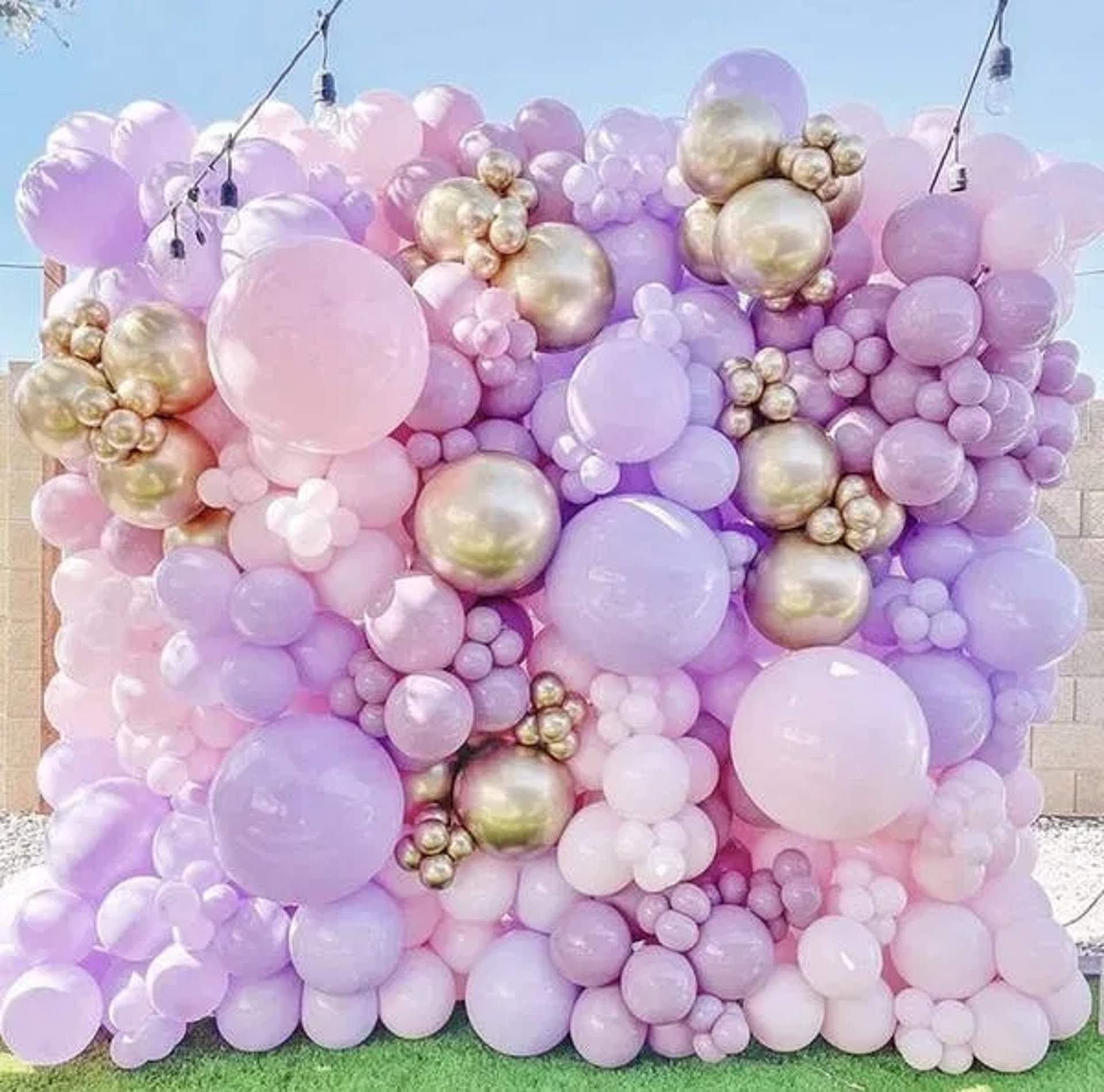 Фотозона з повітряних куль, фотозона для свята.