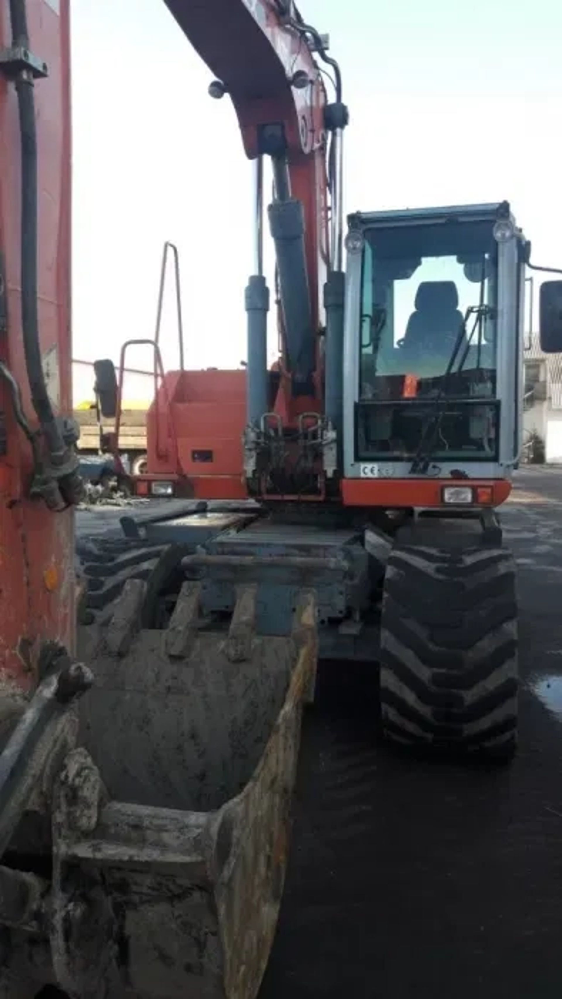 Колісний екскаватор Terex Atlas TW 160