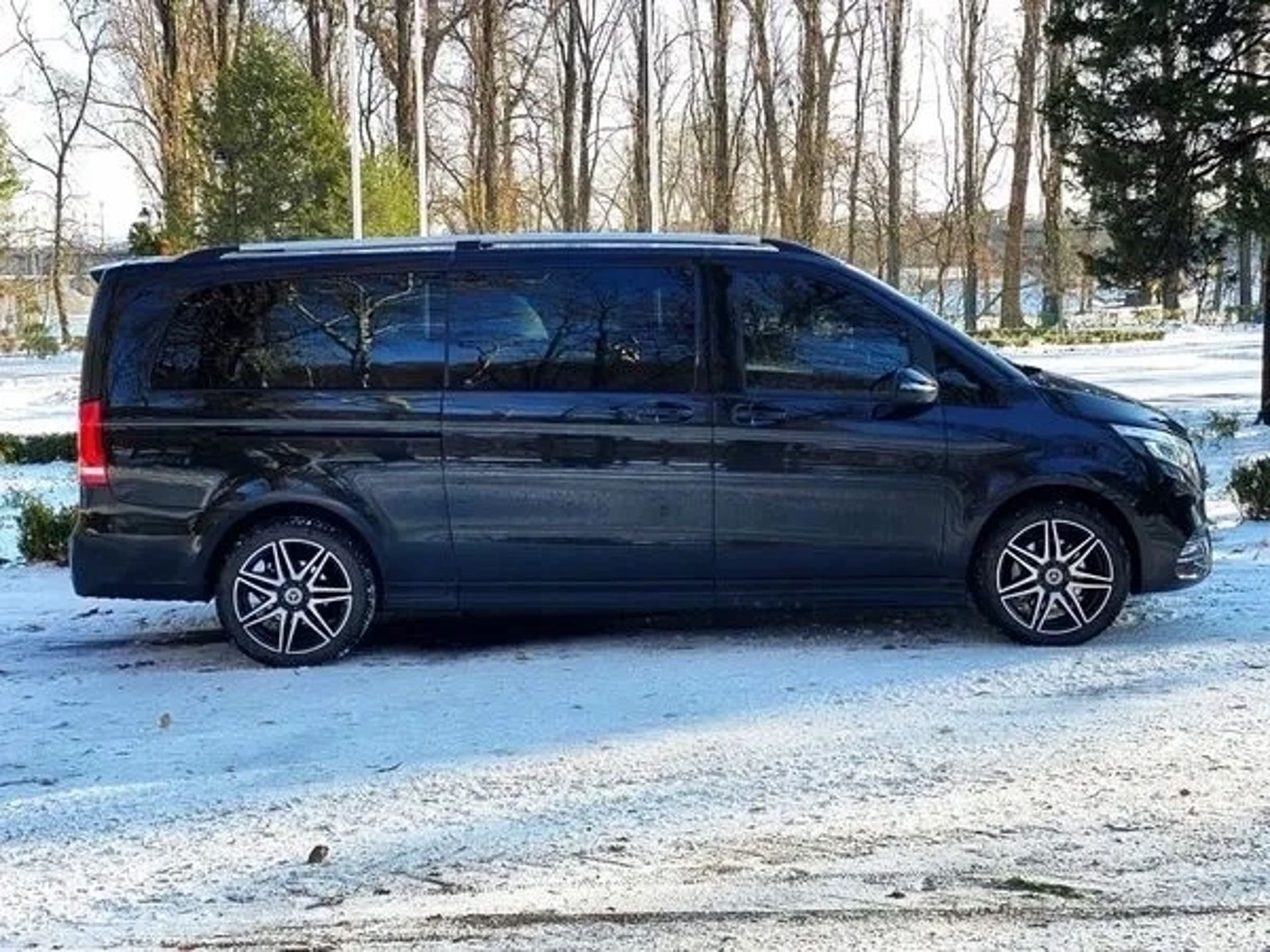 423 Мікроавтобус на весілля Mercedes-Benz V-class Marco Polo