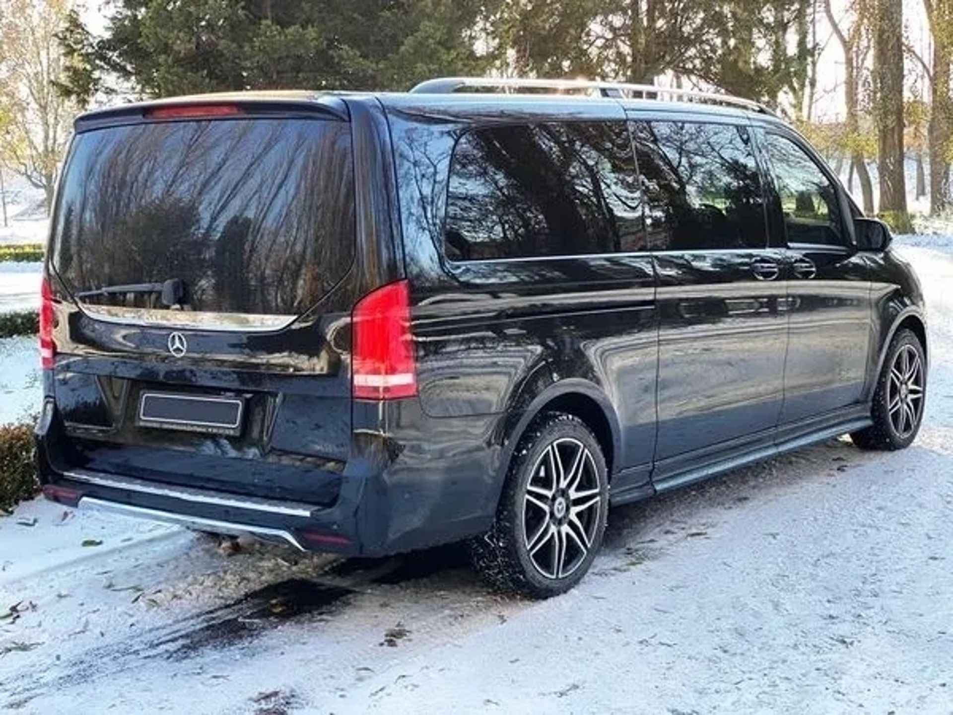 423 Мікроавтобус на весілля Mercedes-Benz V-class Marco Polo