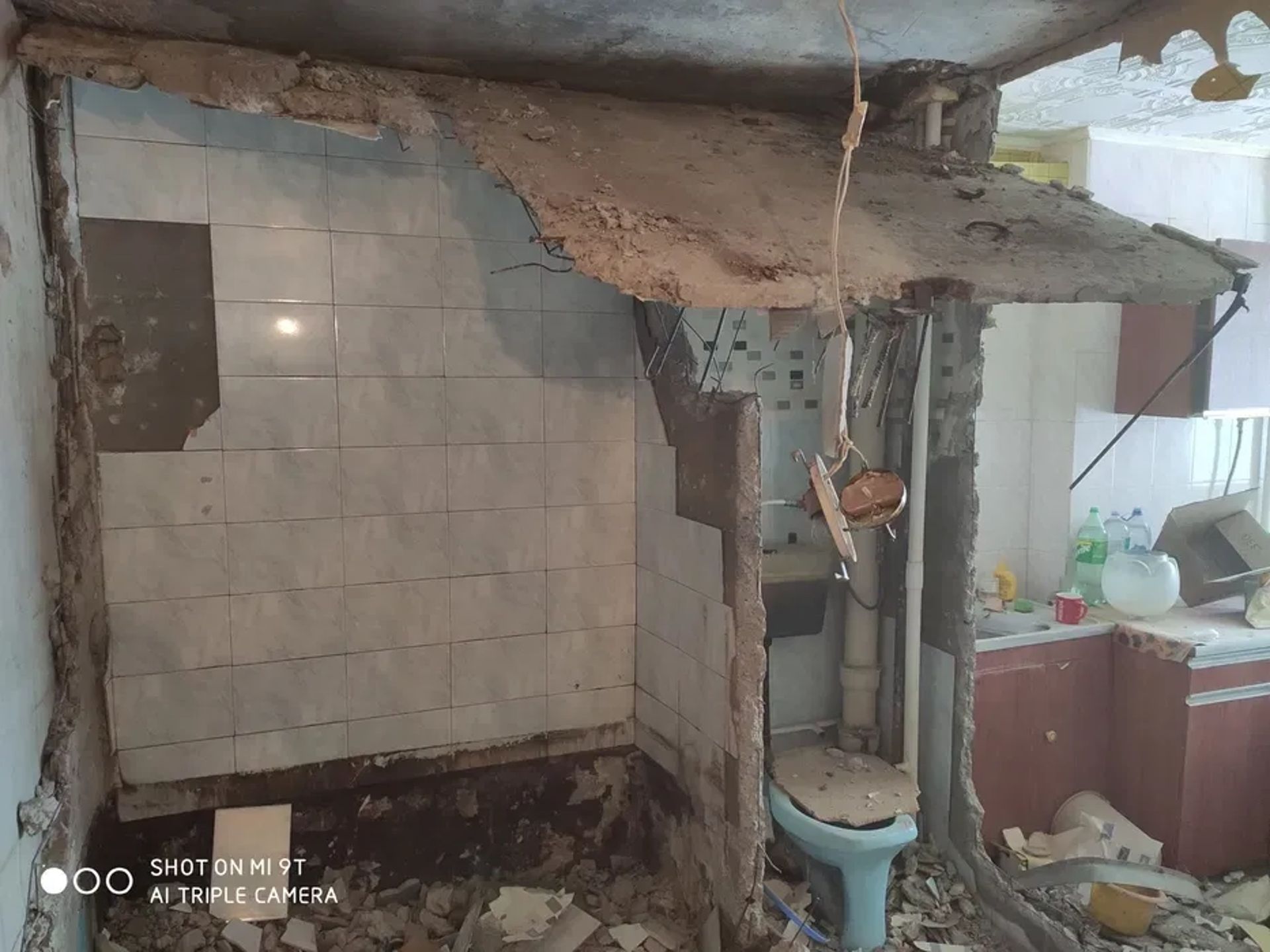 Демонтаж. Кривий Ріг., Вивіз будівельного сміття. Траншеї, зливні ями, Недорого, вантажник