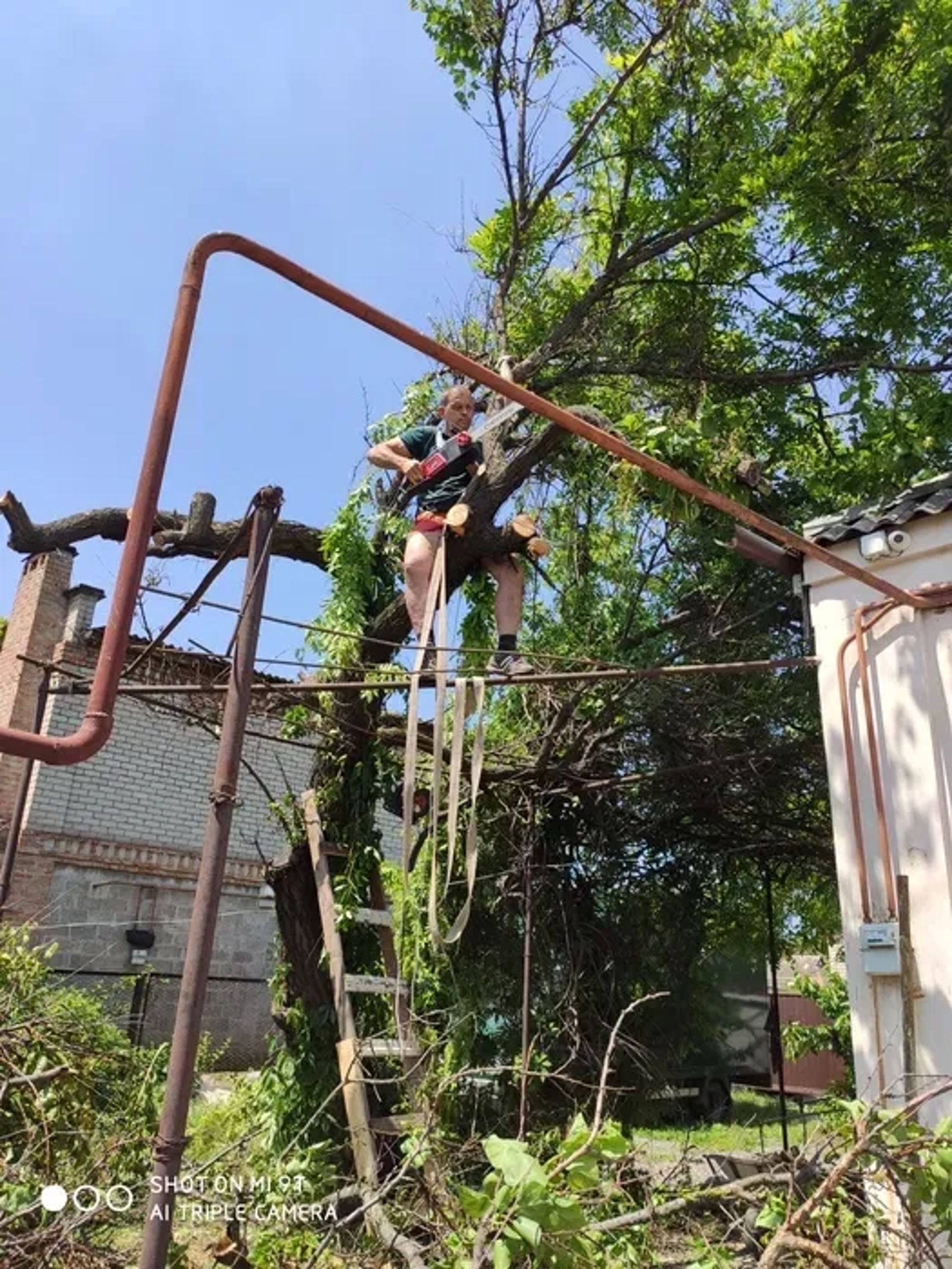 Демонтаж. Кривий Ріг., Вивіз будівельного сміття. Траншеї, зливні ями, Недорого, вантажник