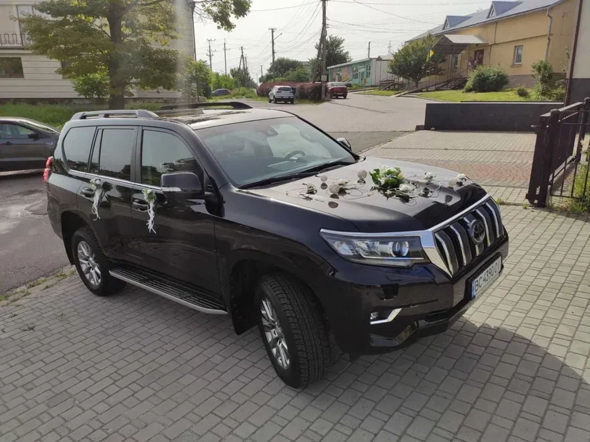 00+ Авто. Авто на весілля у Львові. Весільний кортеж Львів