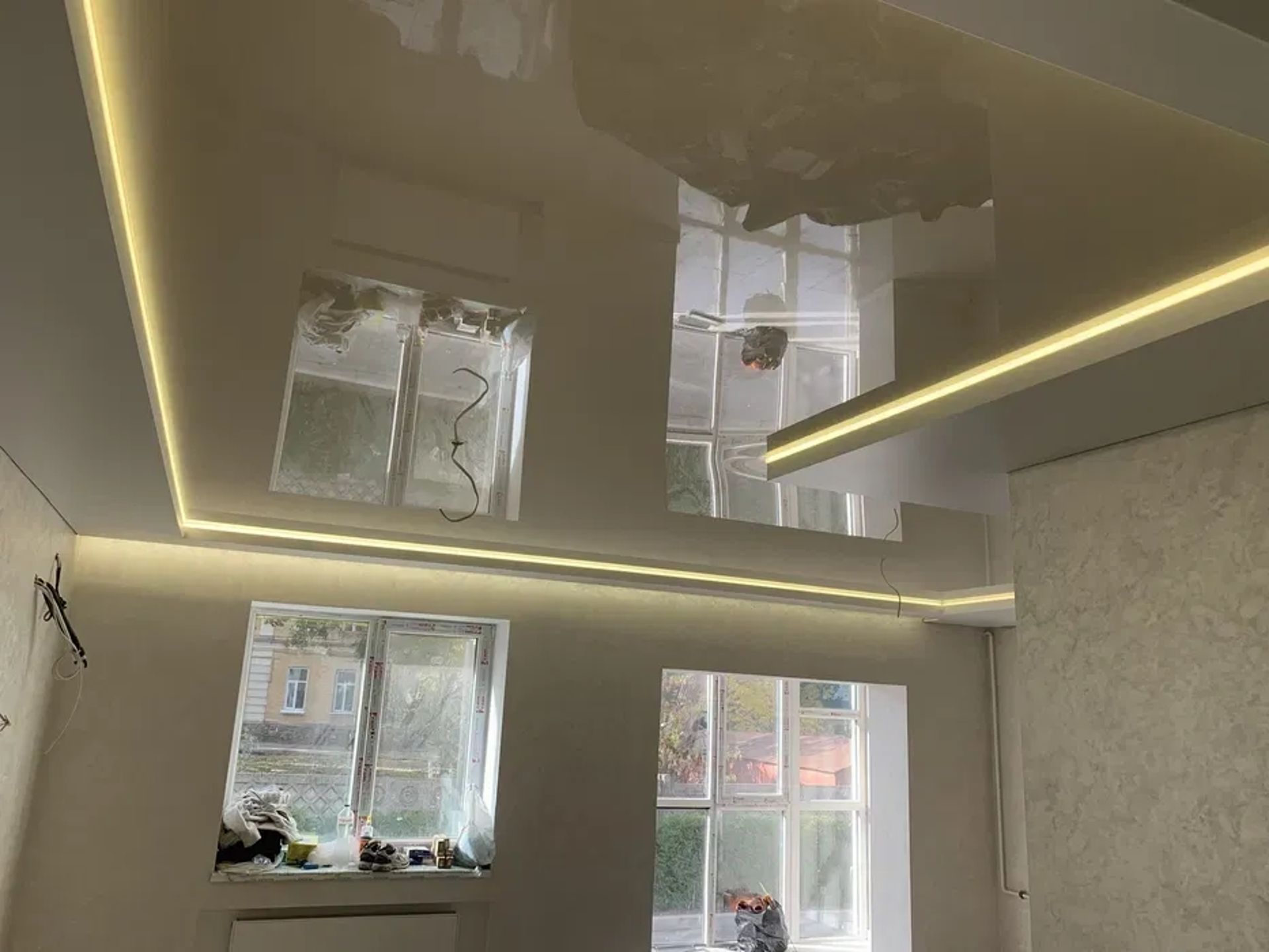 Монтаж натяжних стель від 350 грн/м²