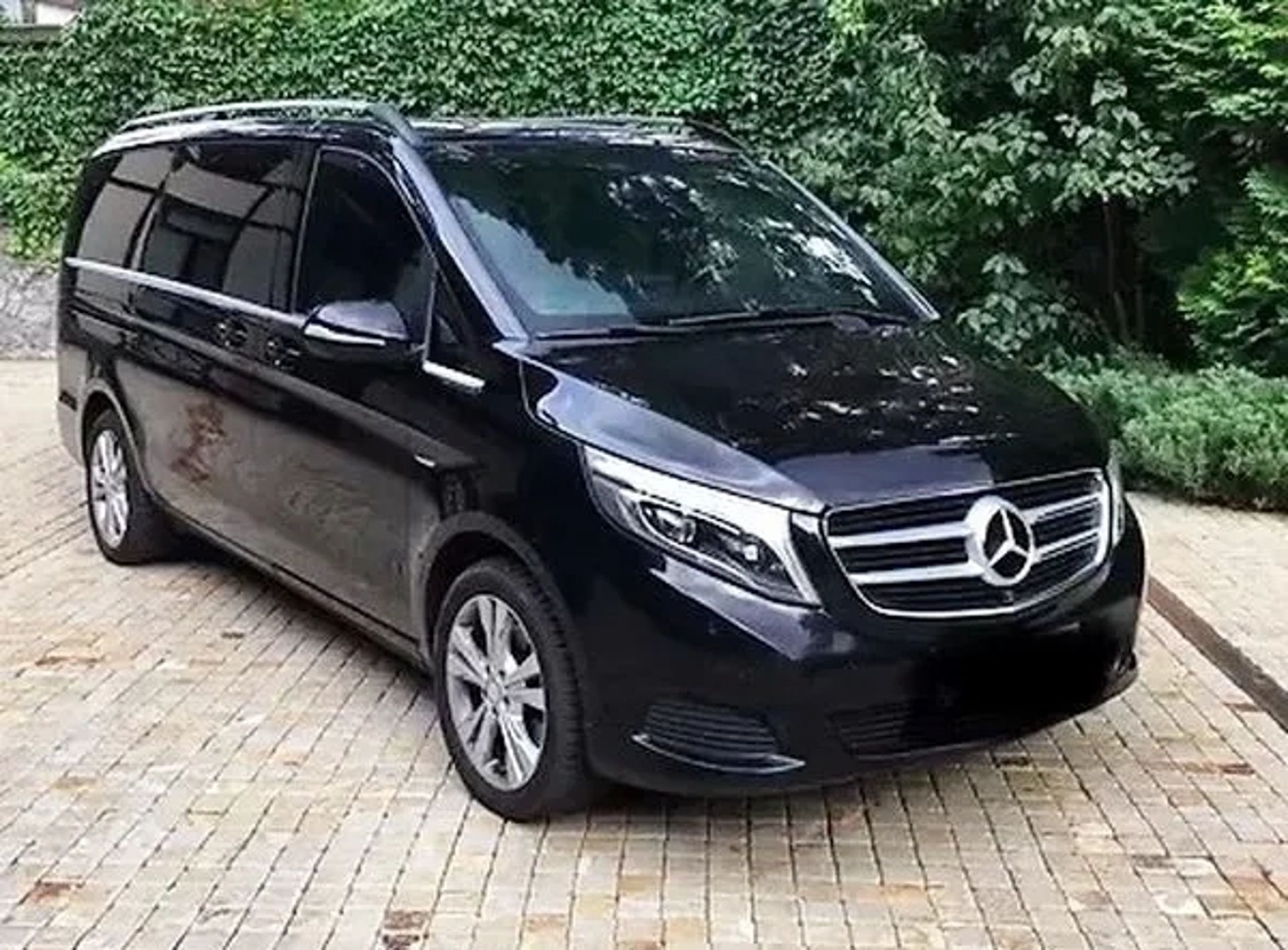 273 Мікроавтобус на весілля Mercedes-Benz V-class